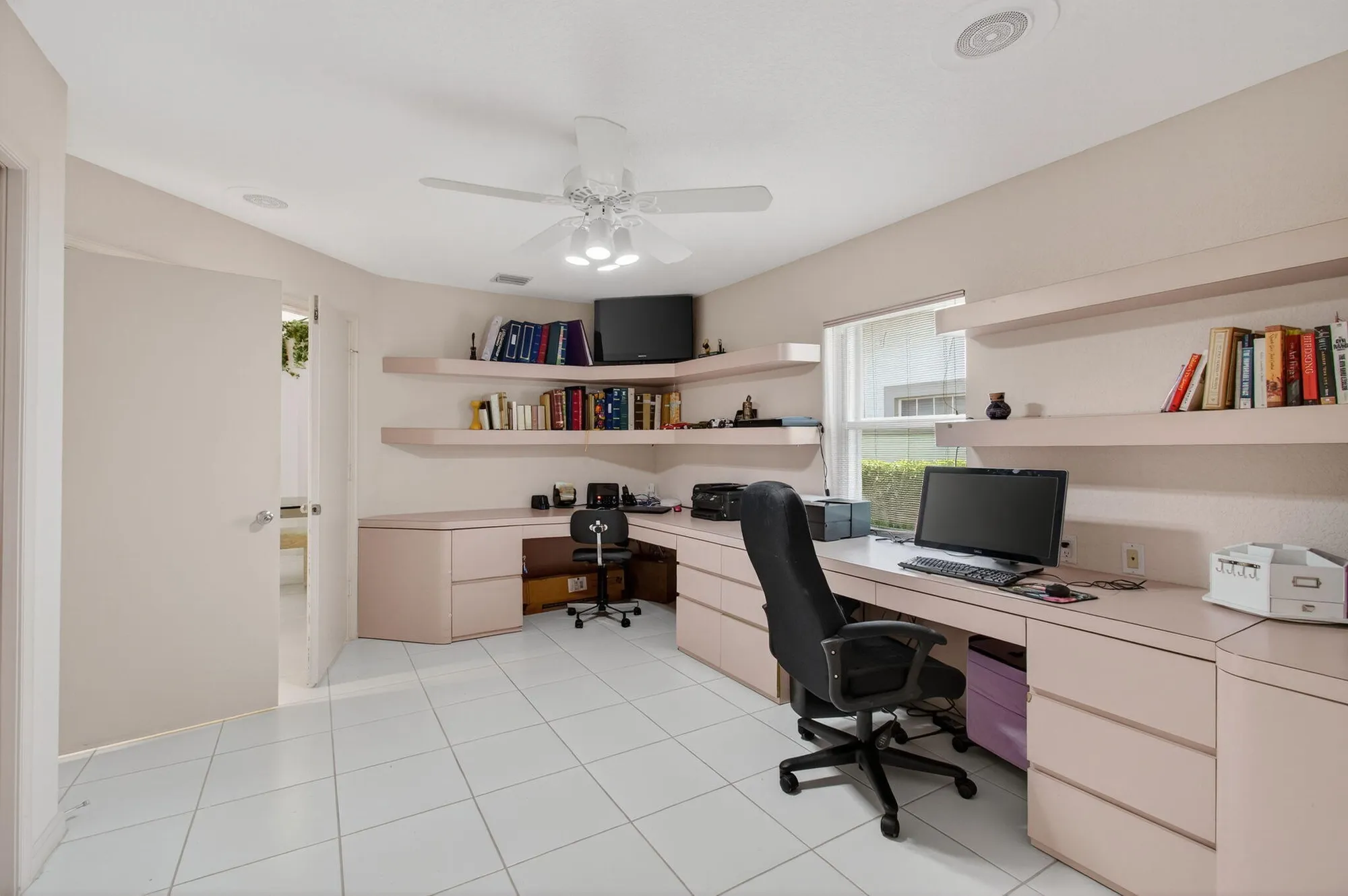 Property Slideshow image 32 of 76 | 6226 water lilly ln, Boynton Beach, FL, 33437