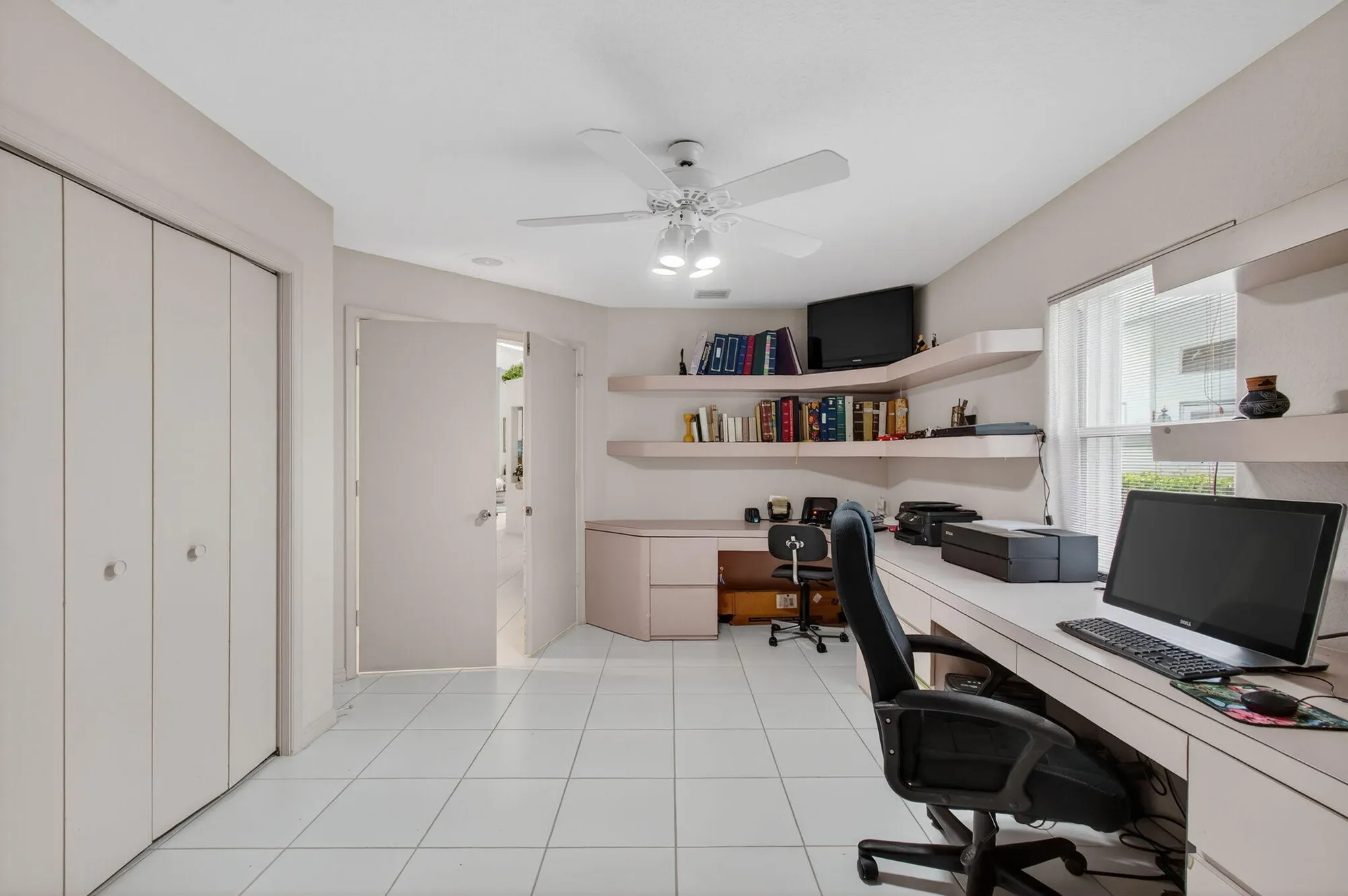 Property Slideshow image 33 of 76 | 6226 water lilly ln, Boynton Beach, FL, 33437