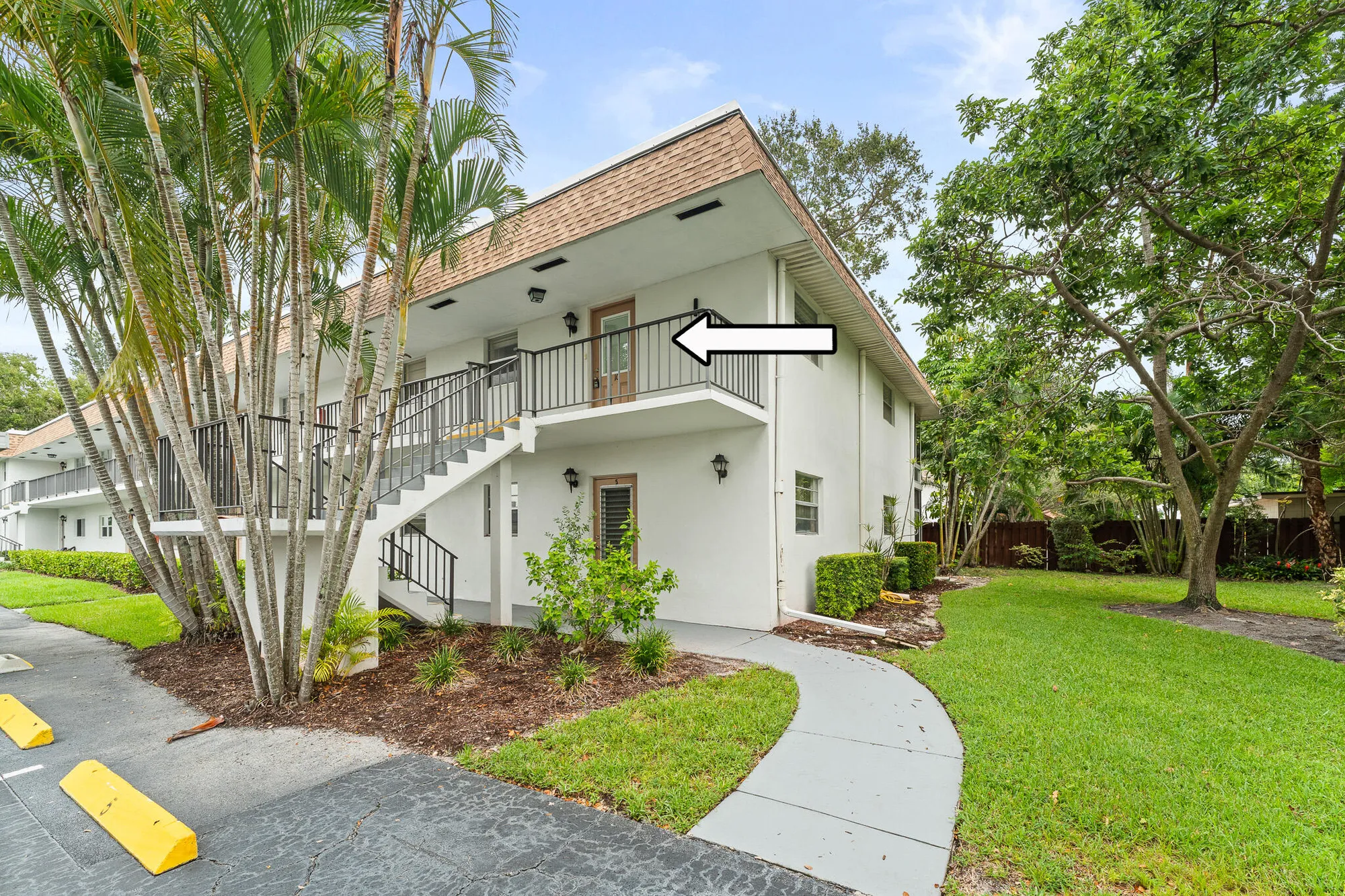Property Slideshow image 2 of 34 | 2950 se ocean blvd 1-10, Stuart, FL, 34996