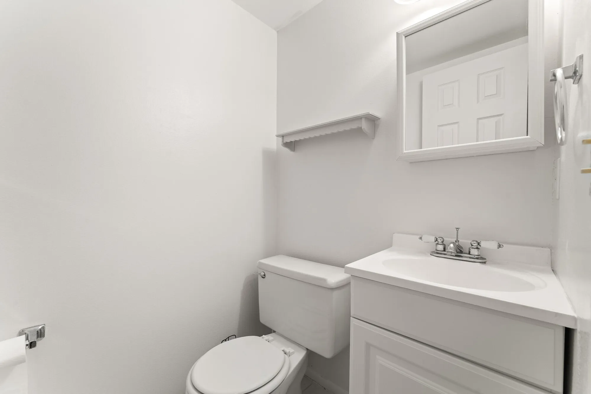 Property Slideshow image 19 of 34 | 2950 se ocean blvd 1-10, Stuart, FL, 34996