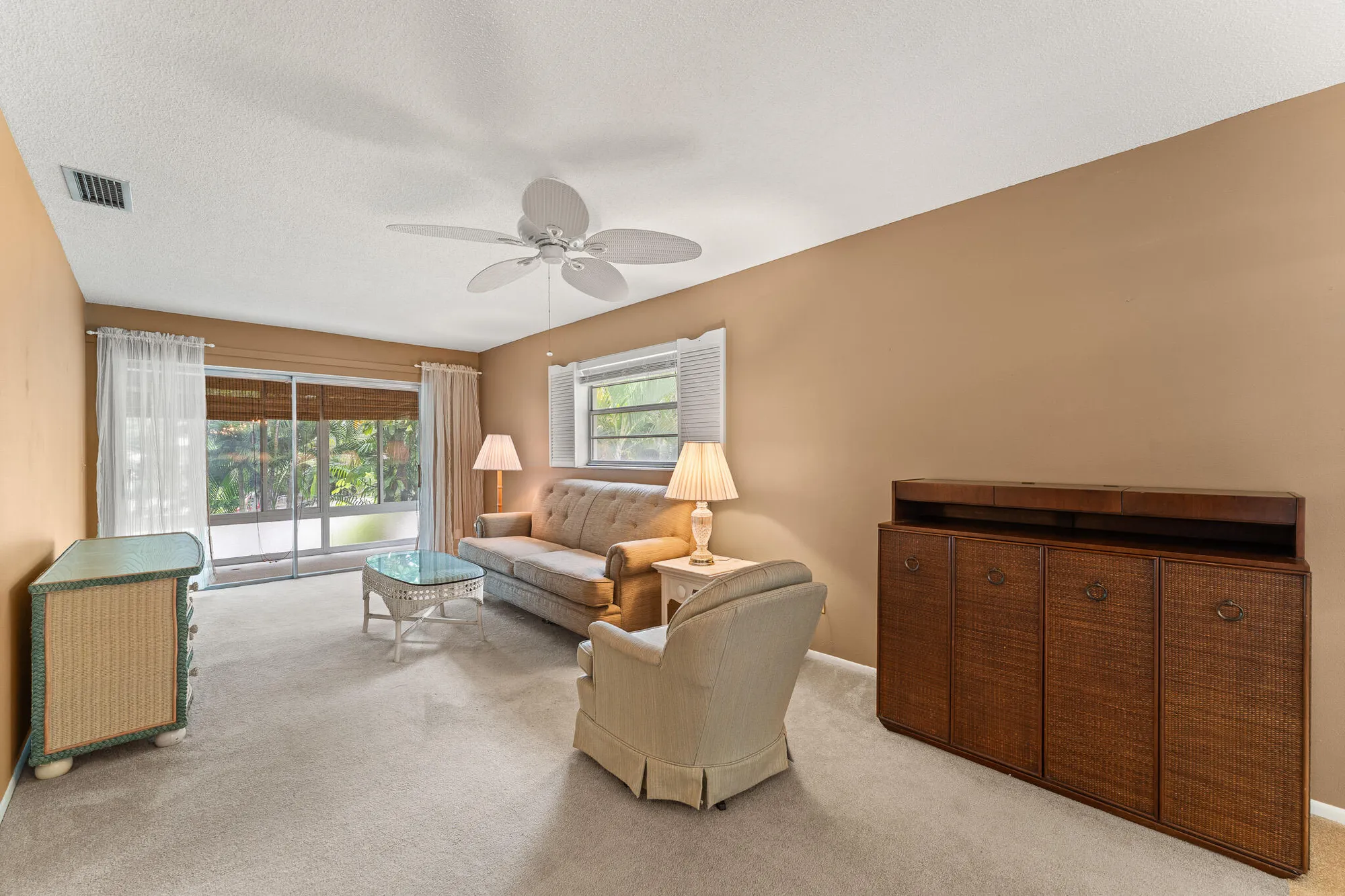 Property Slideshow image 15 of 34 | 2950 se ocean blvd 1-10, Stuart, FL, 34996