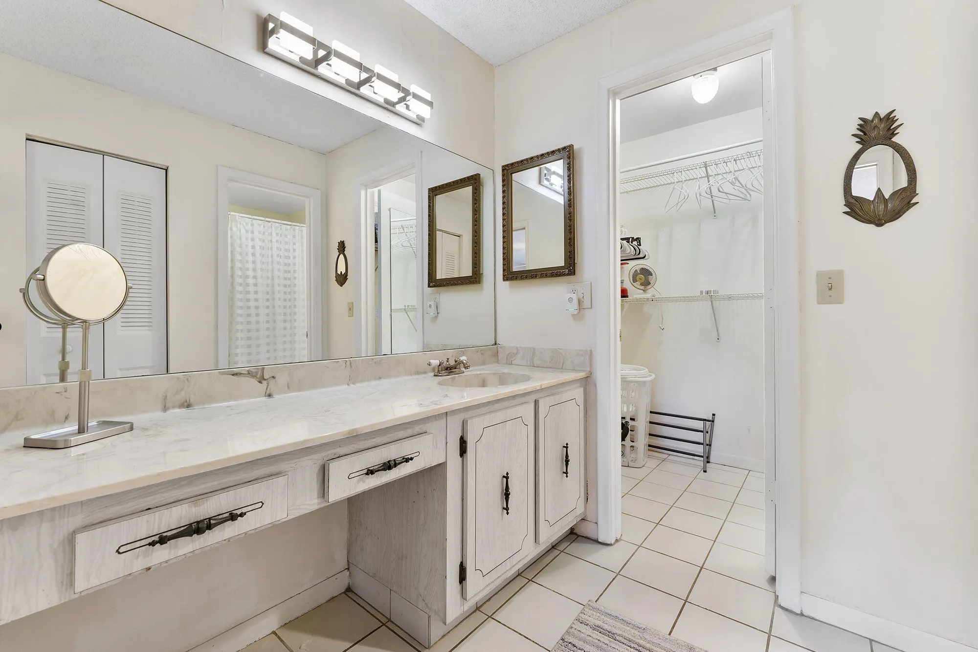 Property Slideshow image 22 of 26 | 1050 citrus way apt 202, Delray Beach, FL, 33445