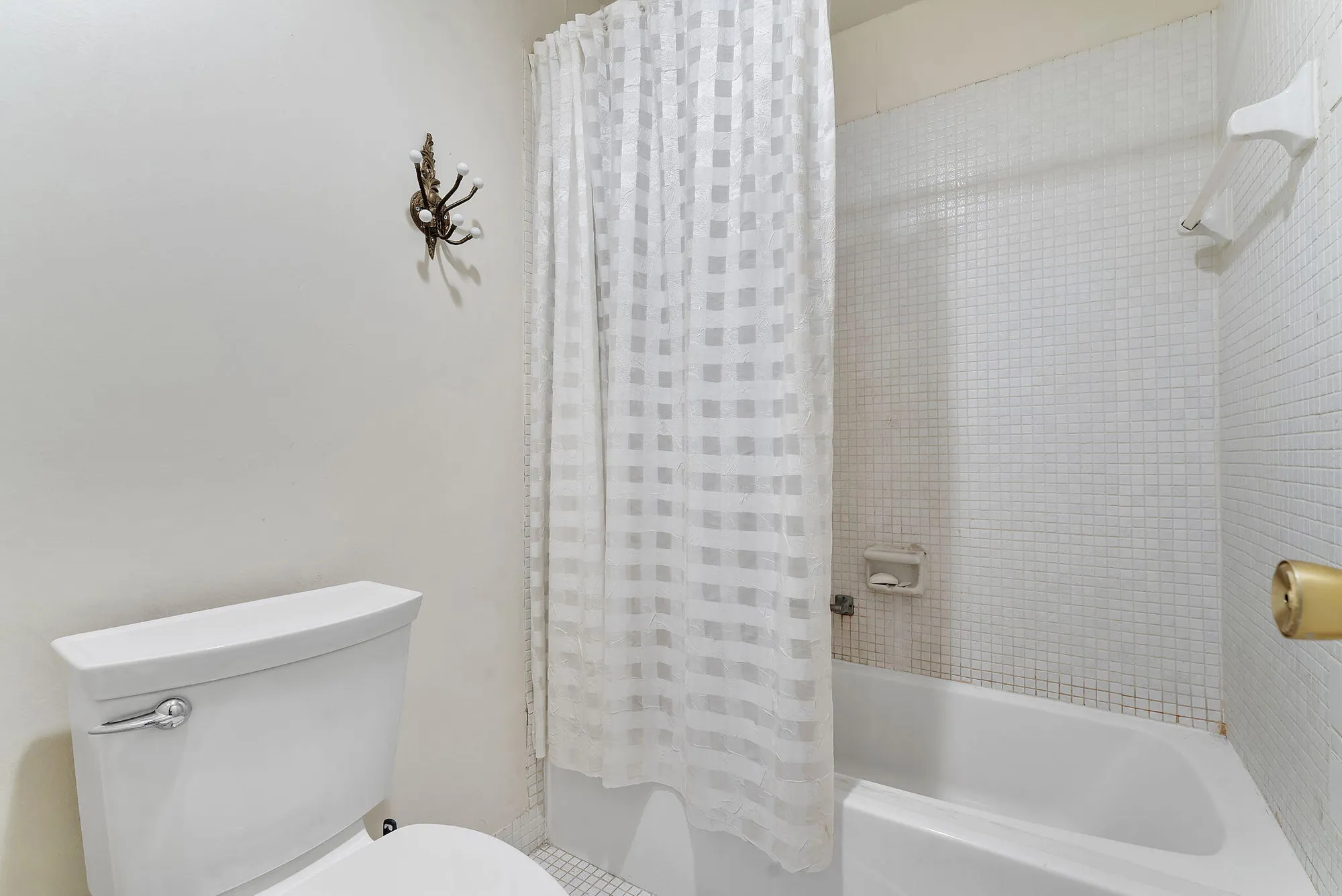 Property Slideshow image 23 of 26 | 1050 citrus way apt 202, Delray Beach, FL, 33445