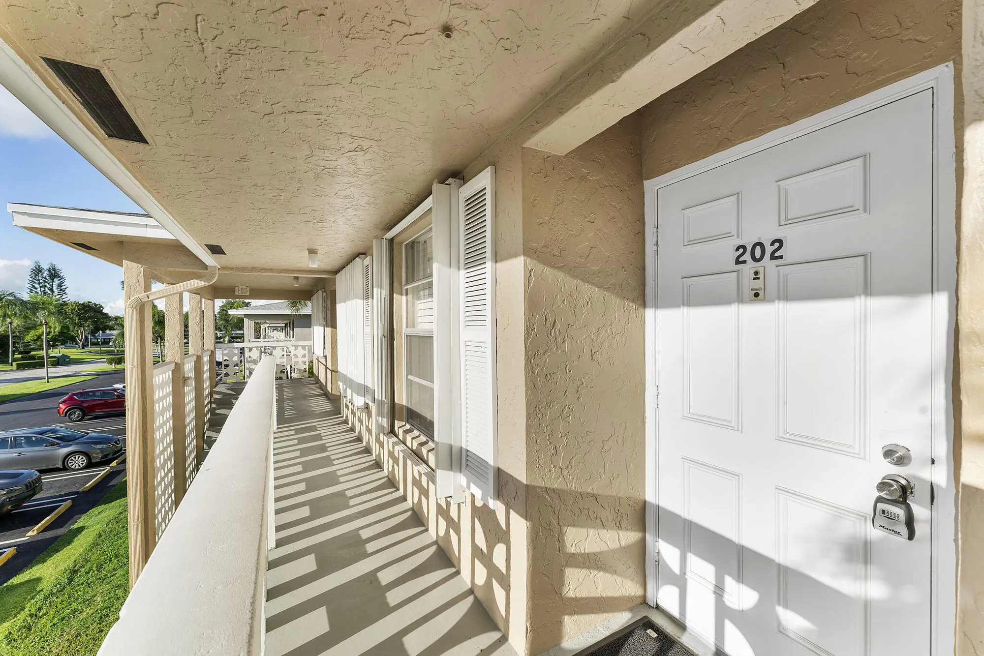 Property Slideshow image 2 of 26 | 1050 citrus way apt 202, Delray Beach, FL, 33445