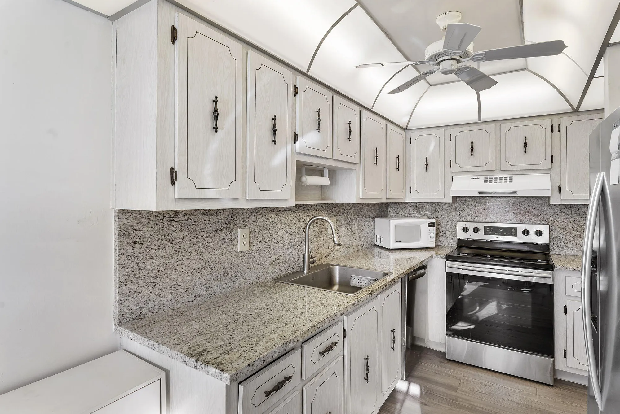 Property Slideshow image 6 of 26 | 1050 citrus way apt 202, Delray Beach, FL, 33445