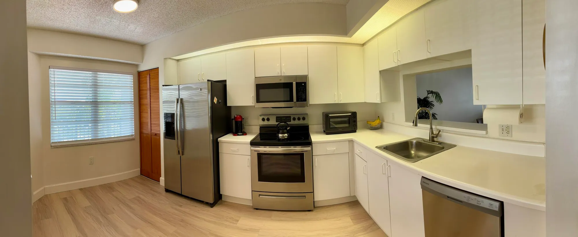 Property Slideshow image 7 of 27 | 1400 sw 131st way 408q, Pembroke Pines, FL, 33027