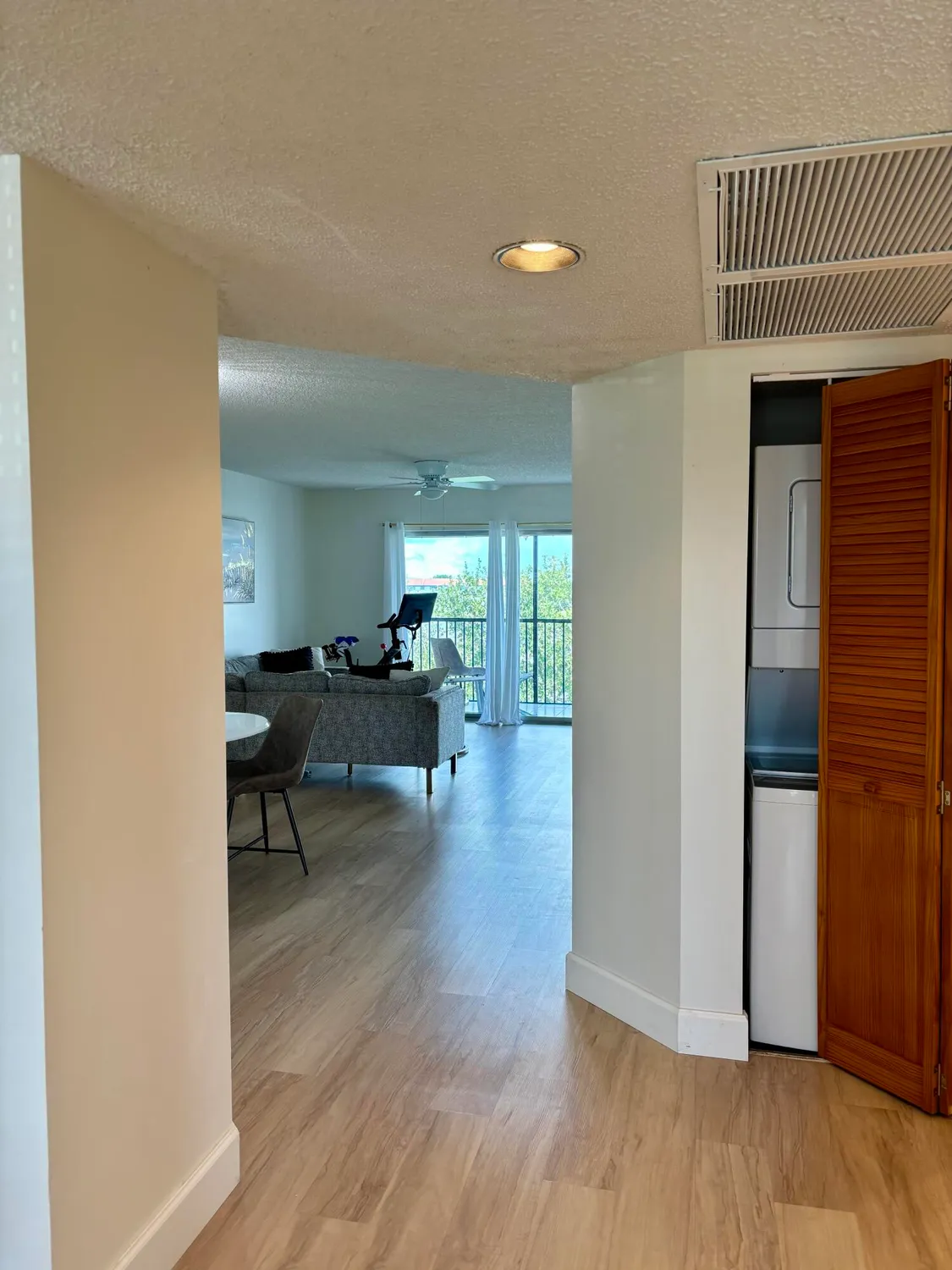 Property Slideshow image 4 of 27 | 1400 sw 131st way 408q, Pembroke Pines, FL, 33027