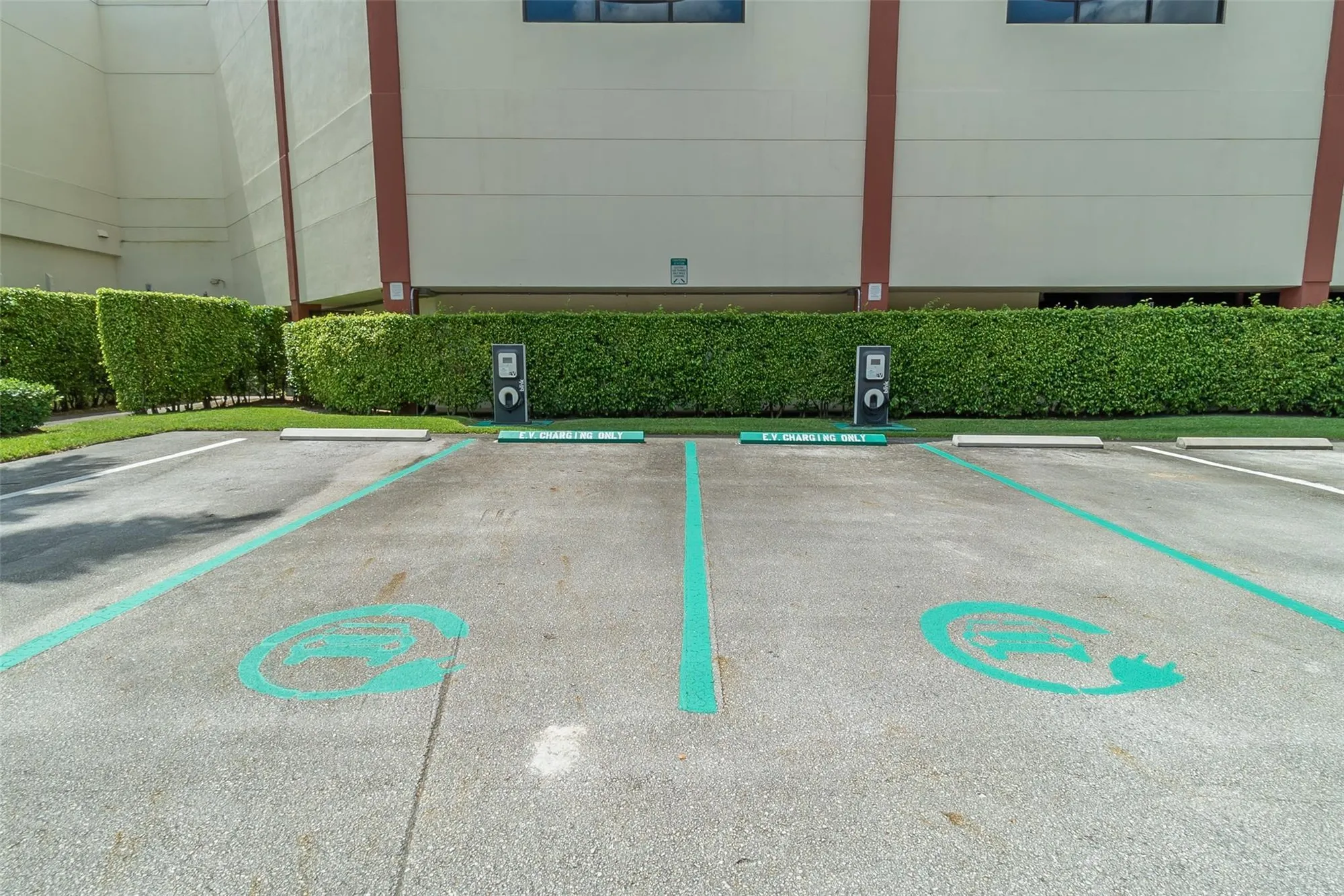 Property Slideshow image 61 of 72 | 9523 s hollybrook lake dr 107, Pembroke Pines, FL, 33025