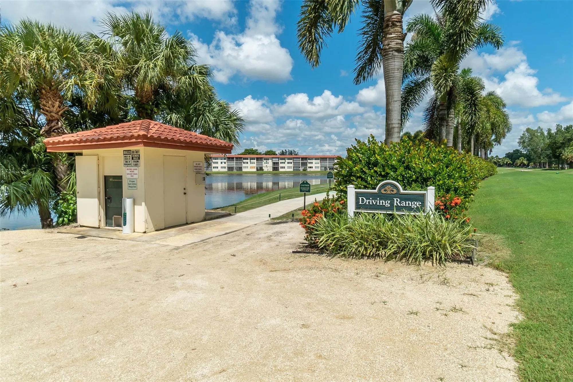 Property Slideshow image 40 of 72 | 9523 s hollybrook lake dr 107, Pembroke Pines, FL, 33025