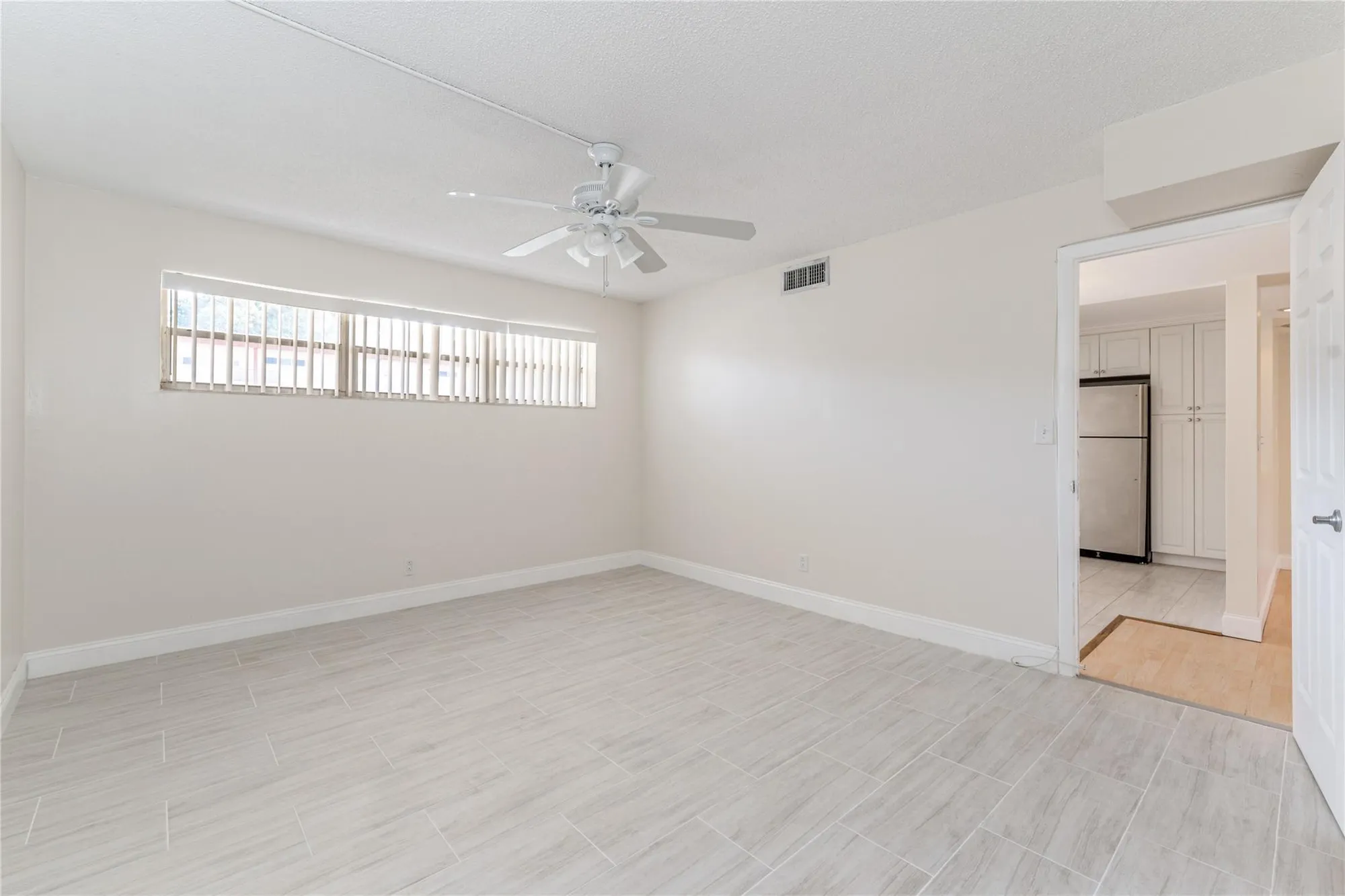 Property Slideshow image 7 of 72 | 9523 s hollybrook lake dr 107, Pembroke Pines, FL, 33025