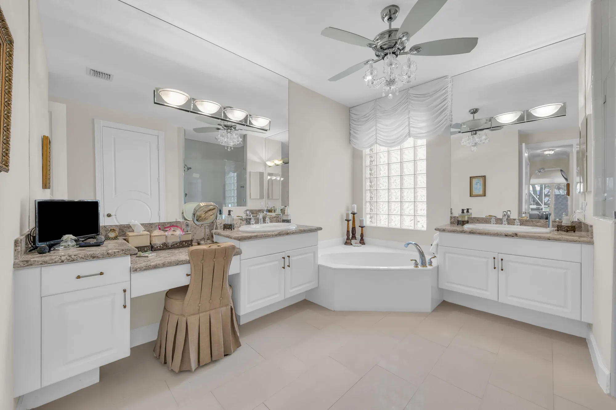 Property Slideshow image 30 of 59 | 9085 padova dr, Boynton Beach, FL, 33472