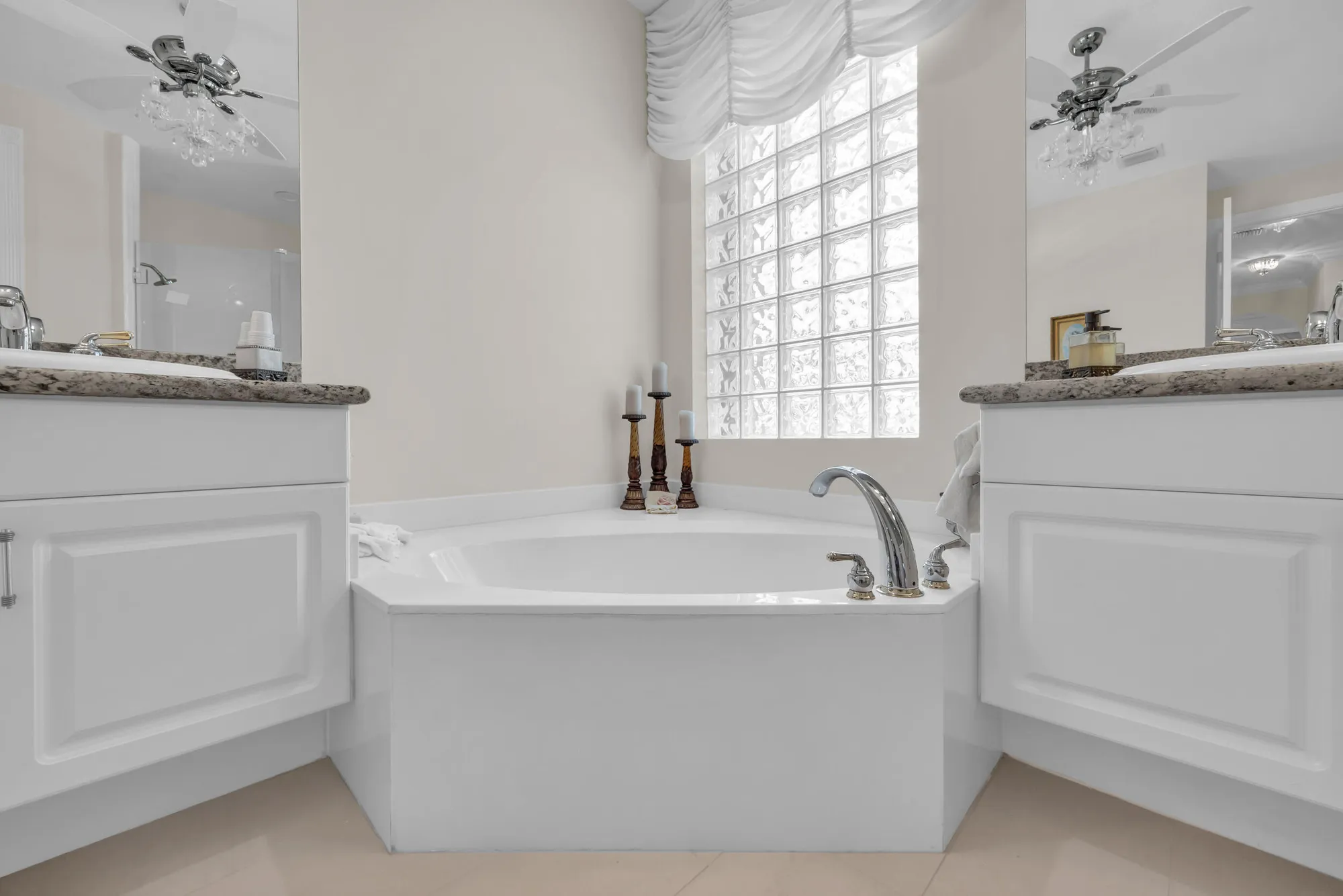 Property Slideshow image 32 of 59 | 9085 padova dr, Boynton Beach, FL, 33472