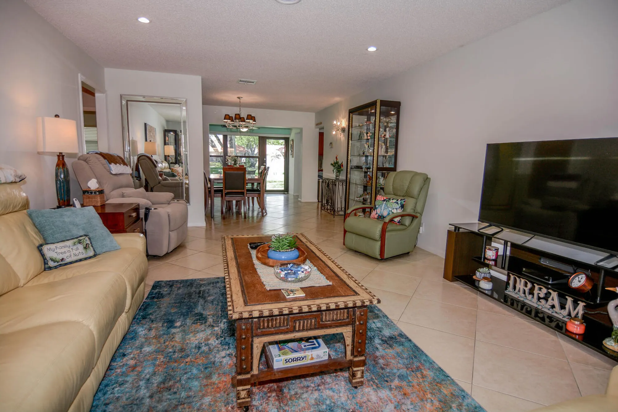 Property Slideshow image 6 of 39 | 4580 laurel tree rd a, Boynton Beach, FL, 33436