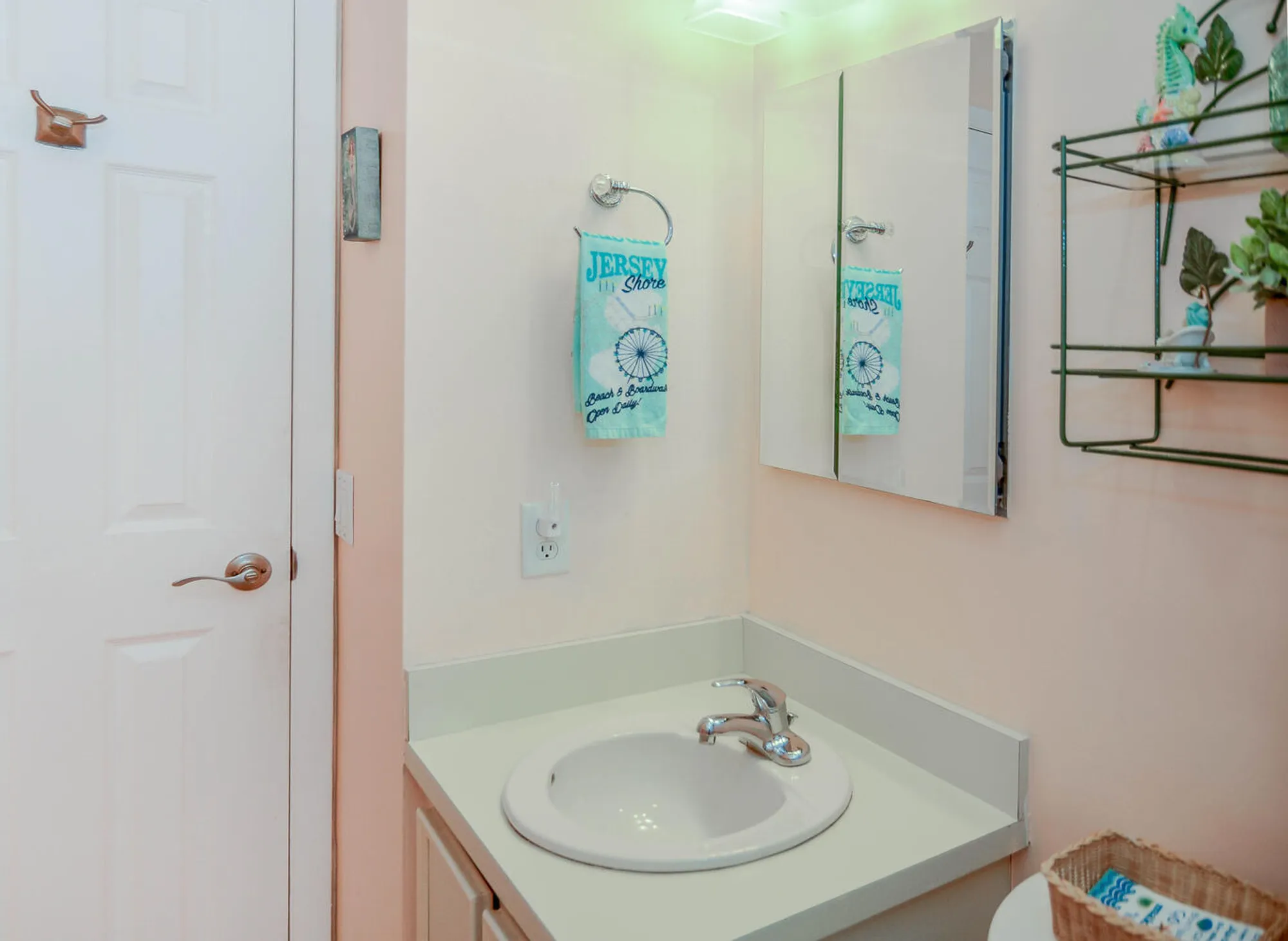 Property Slideshow image 20 of 39 | 4580 laurel tree rd a, Boynton Beach, FL, 33436