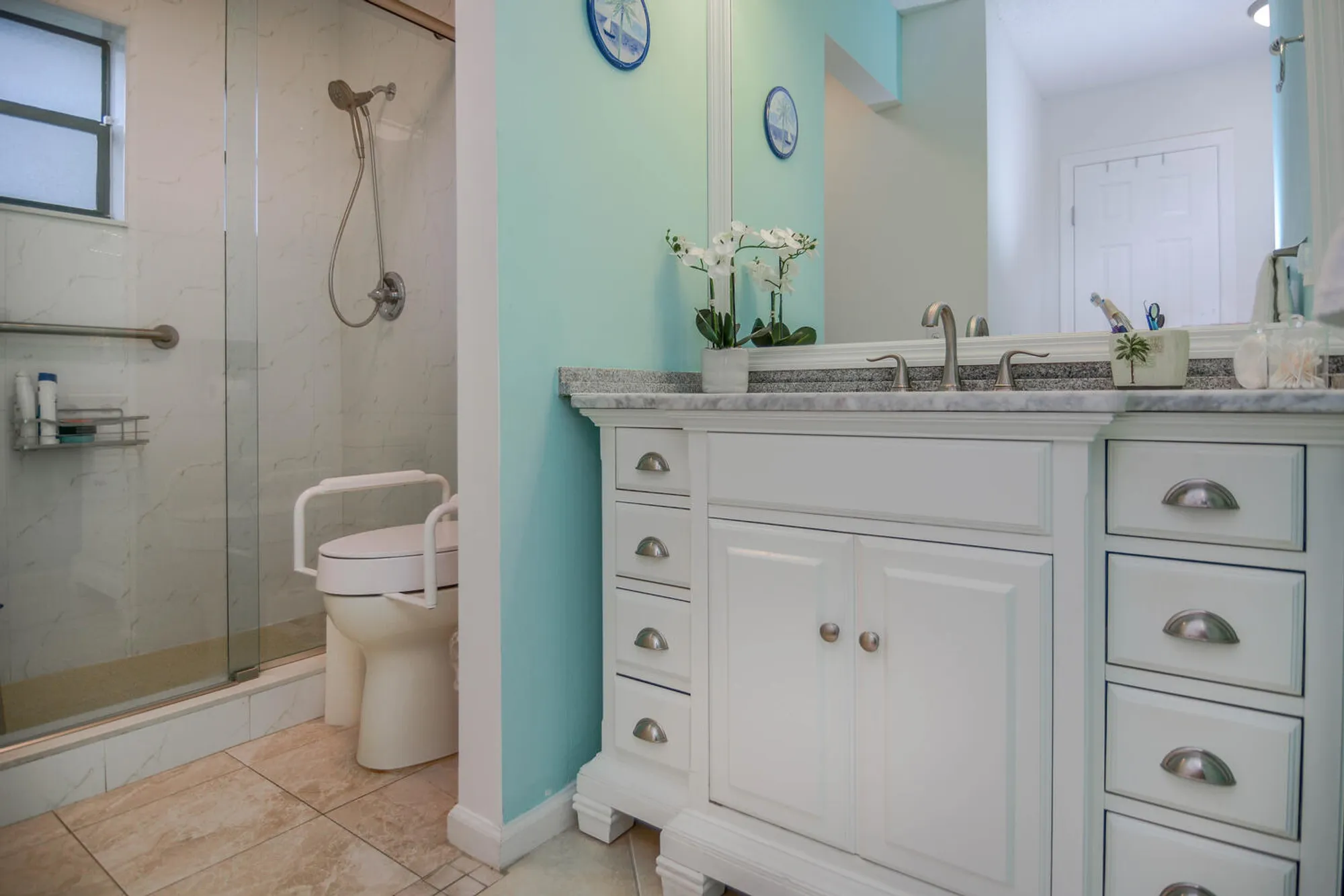 Property Slideshow image 24 of 39 | 4580 laurel tree rd a, Boynton Beach, FL, 33436