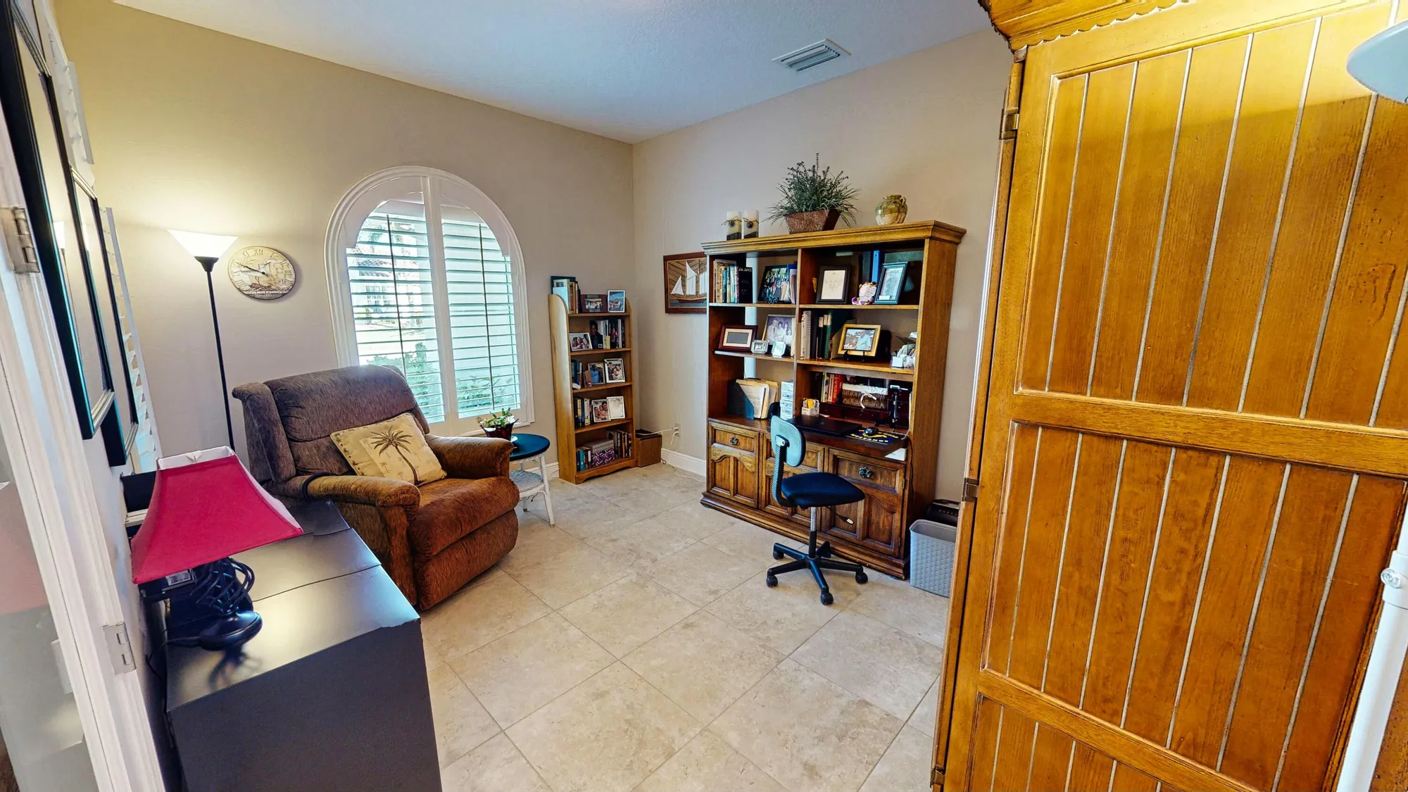 Property Slideshow image 22 of 51 | 11401 sw aspen ln, Port Saint Lucie, FL, 34987