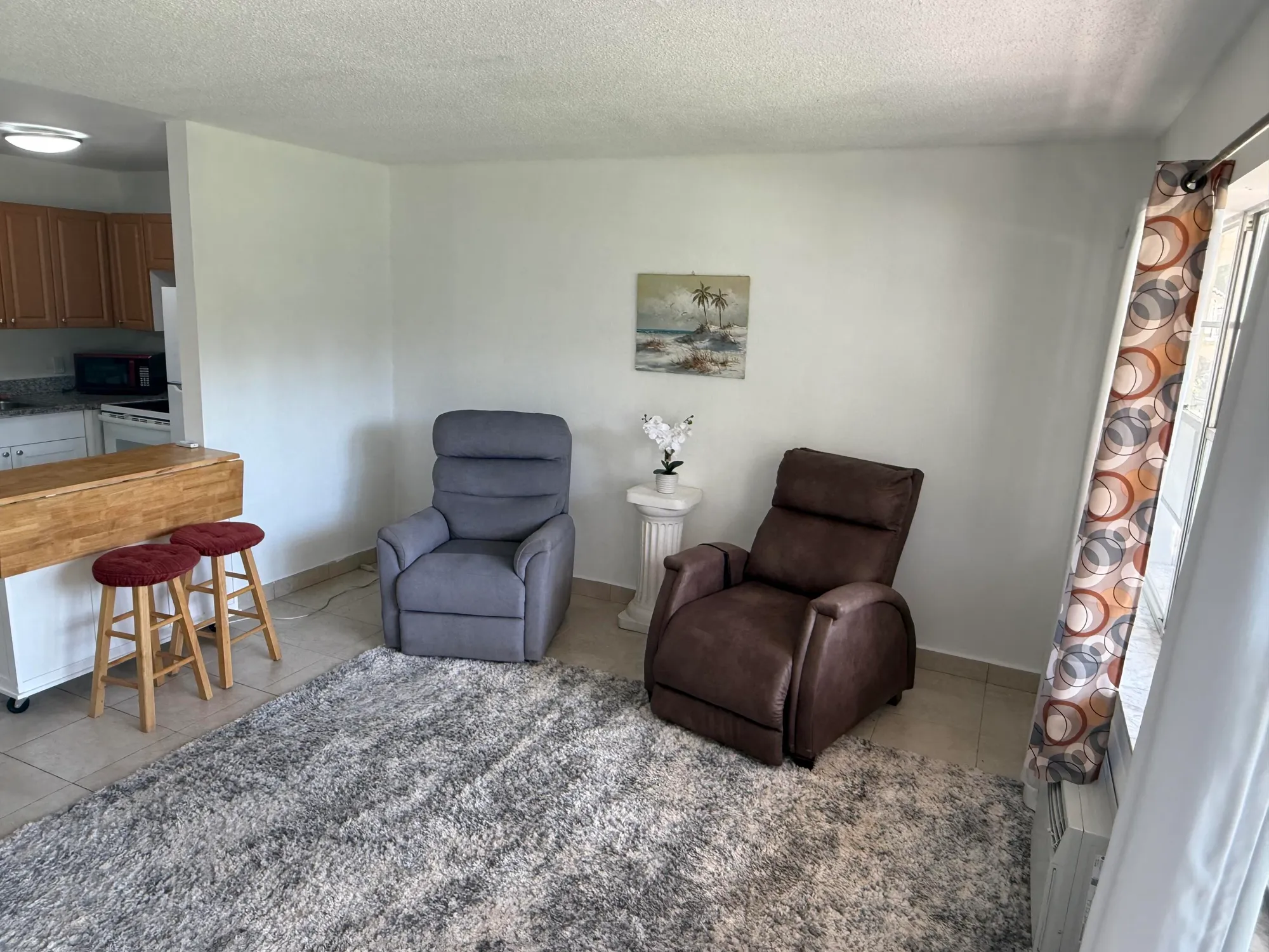 Property Slideshow image 3 of 18 | 175 canterbury h, West Palm Beach, FL, 33417