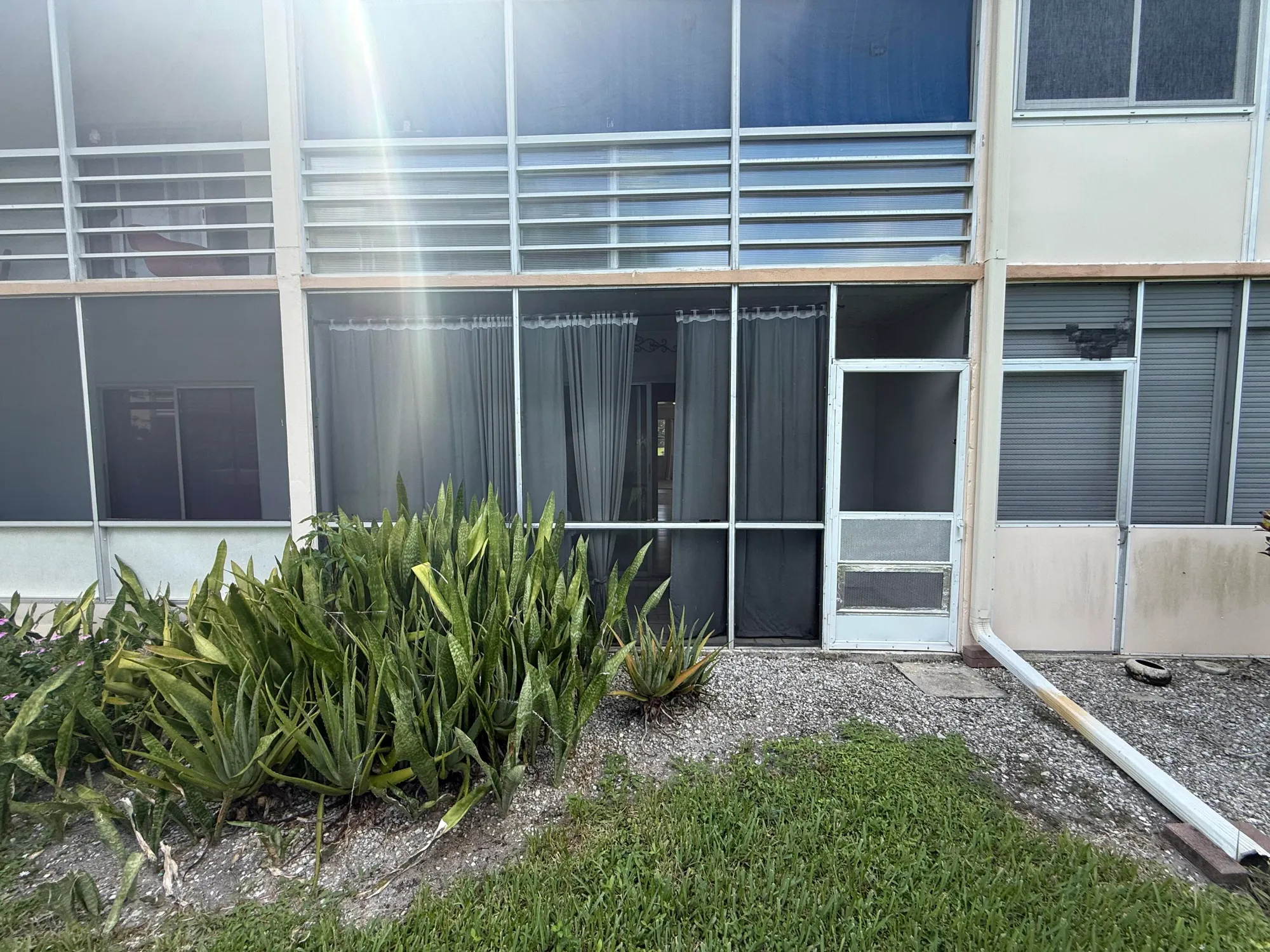 Property Slideshow image 12 of 18 | 175 canterbury h, West Palm Beach, FL, 33417