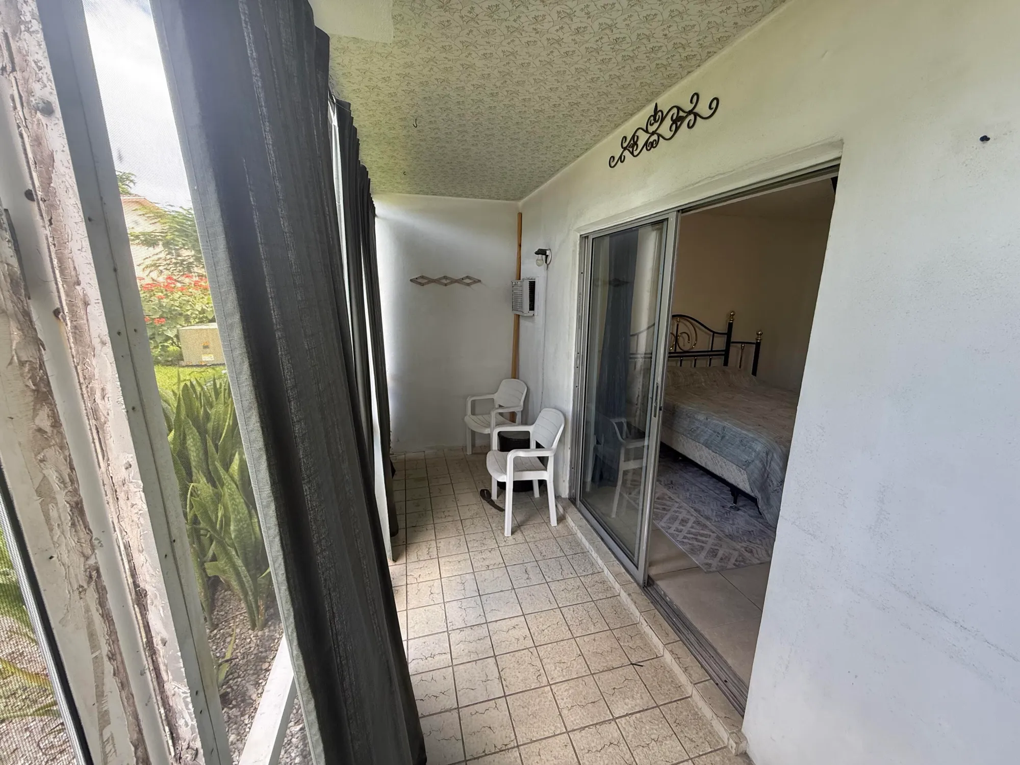 Property Slideshow image 11 of 18 | 175 canterbury h, West Palm Beach, FL, 33417