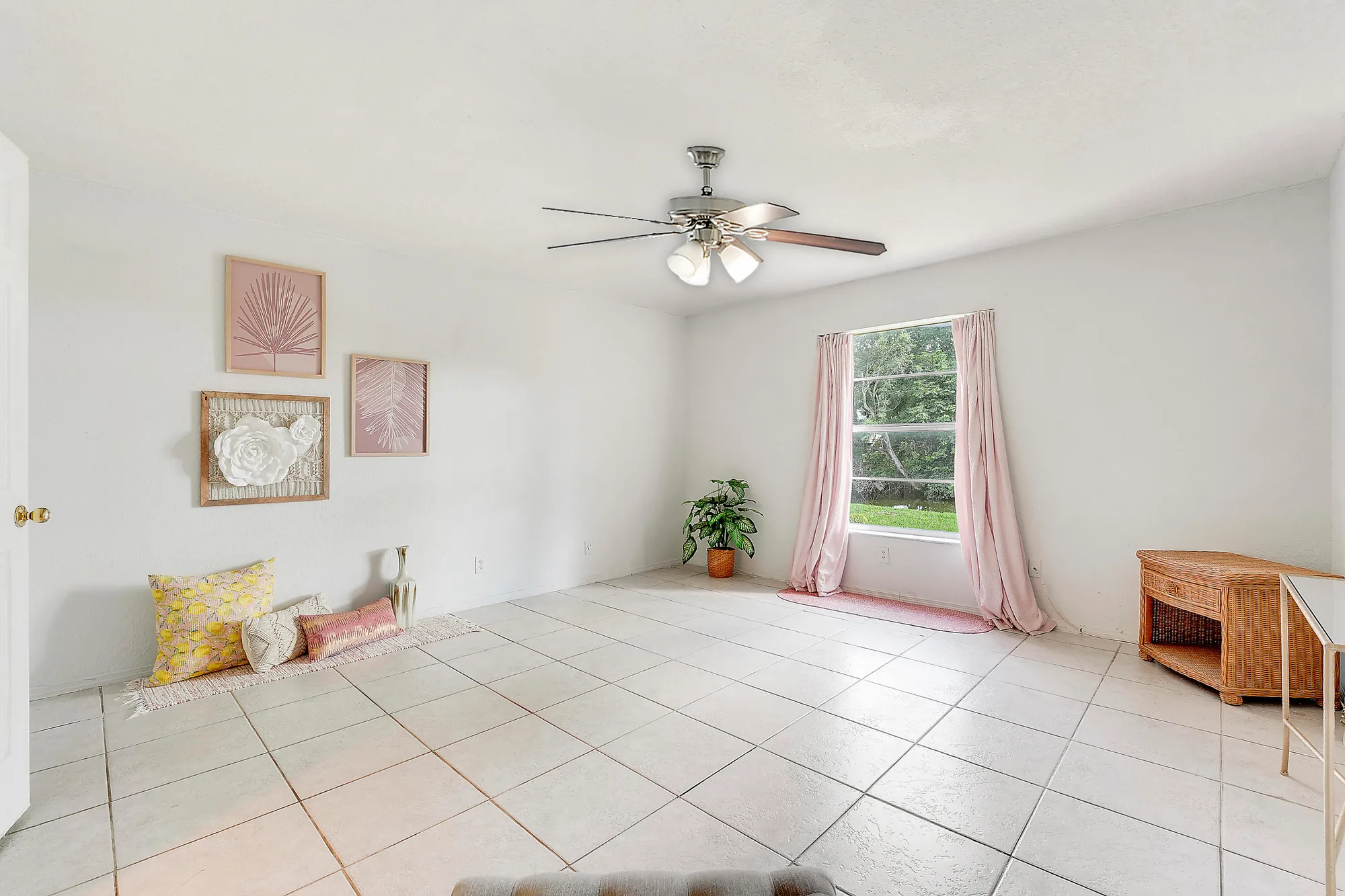 Property Slideshow image 11 of 22 | 12014 greenway cir 109, Royal Palm Beach, FL, 33411