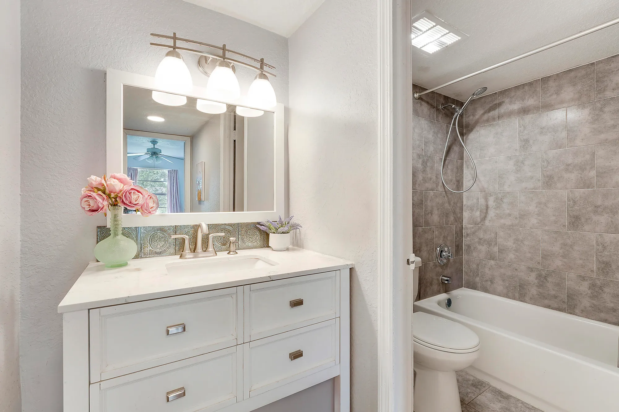 Property Slideshow image 14 of 22 | 12014 greenway cir 109, Royal Palm Beach, FL, 33411