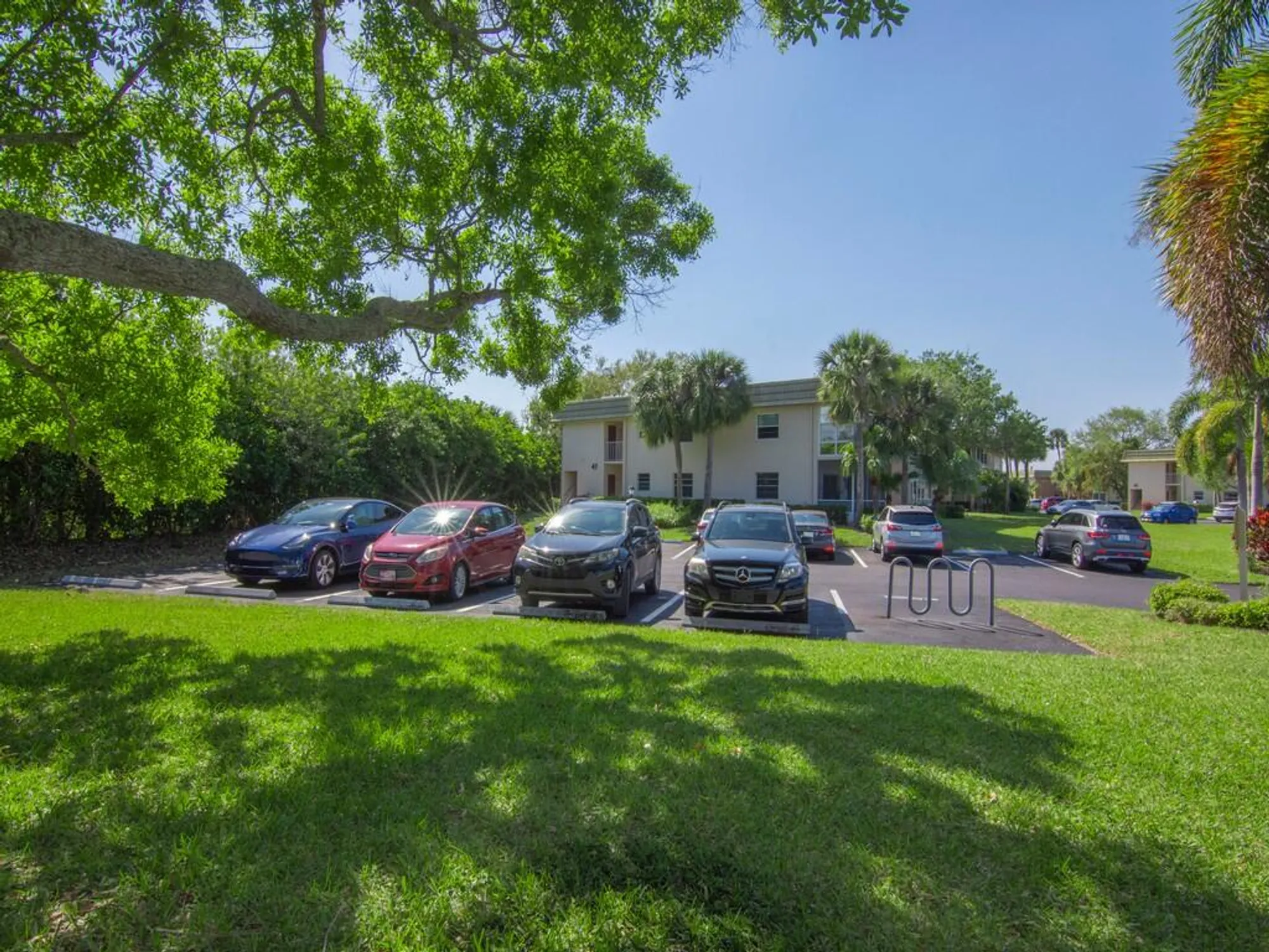 Property Slideshow image 32 of 66 | 16 vista gardens trl apt 105, Vero Beach, FL, 32962