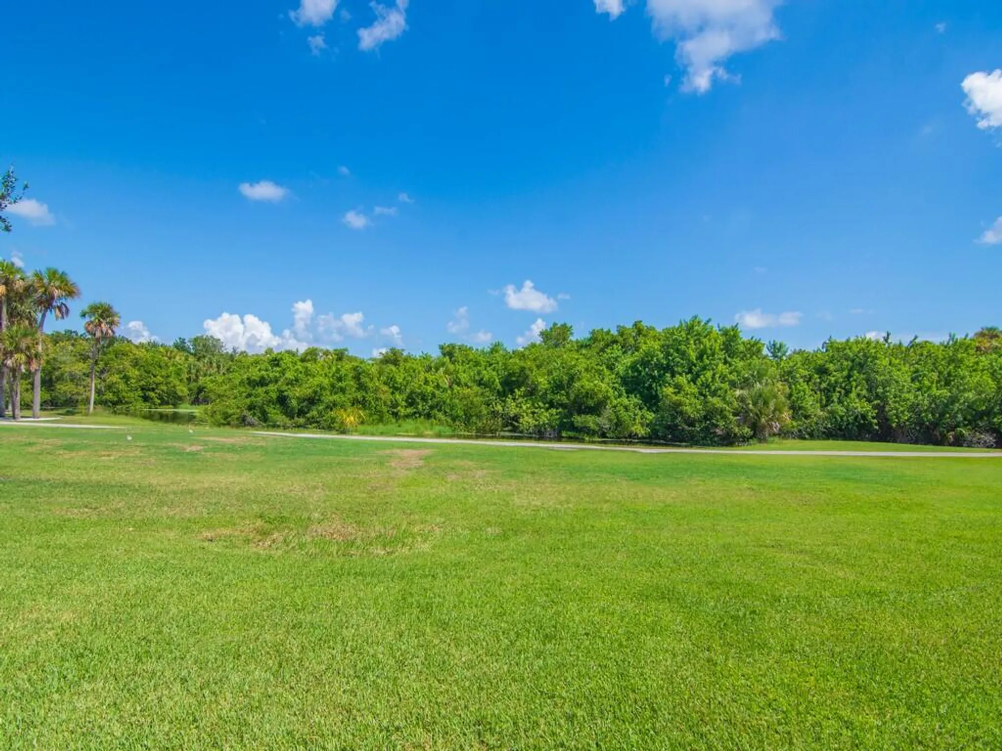 Property Slideshow image 37 of 66 | 16 vista gardens trl apt 105, Vero Beach, FL, 32962