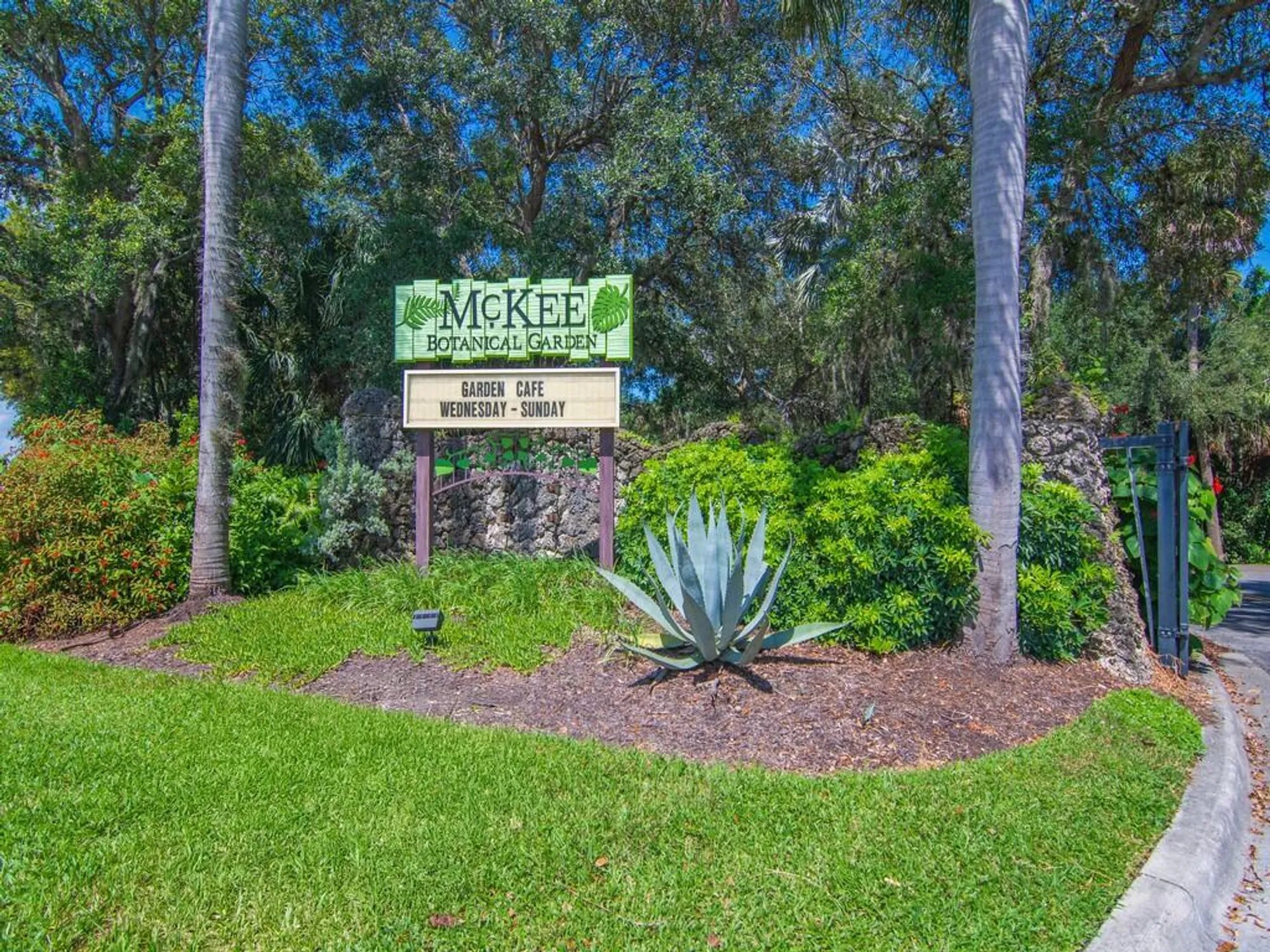 Property Slideshow image 60 of 66 | 16 vista gardens trl apt 105, Vero Beach, FL, 32962