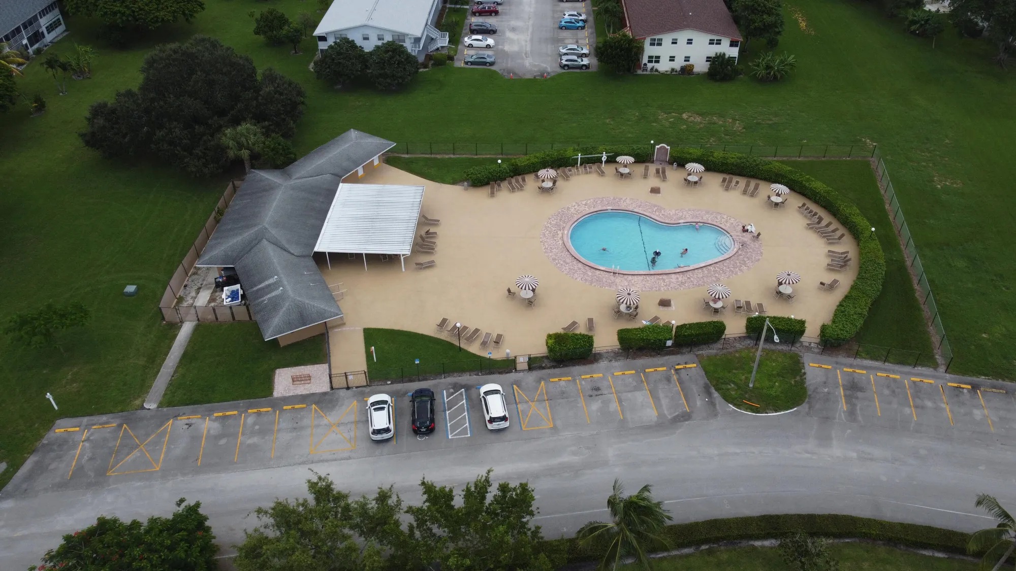 Property Slideshow image 16 of 18 | 175 canterbury h, West Palm Beach, FL, 33417