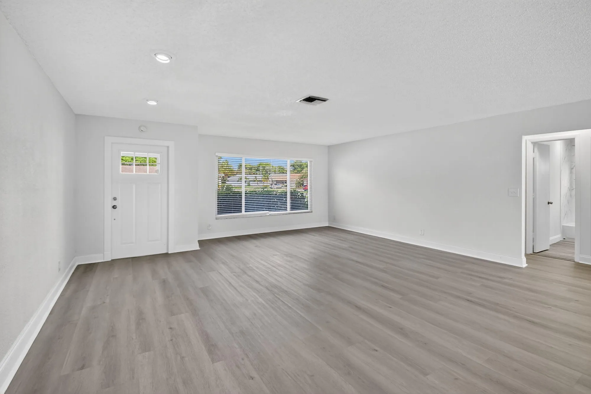 Property Slideshow image 9 of 29 | 14734 wood lodge ln, Delray Beach, FL, 33484