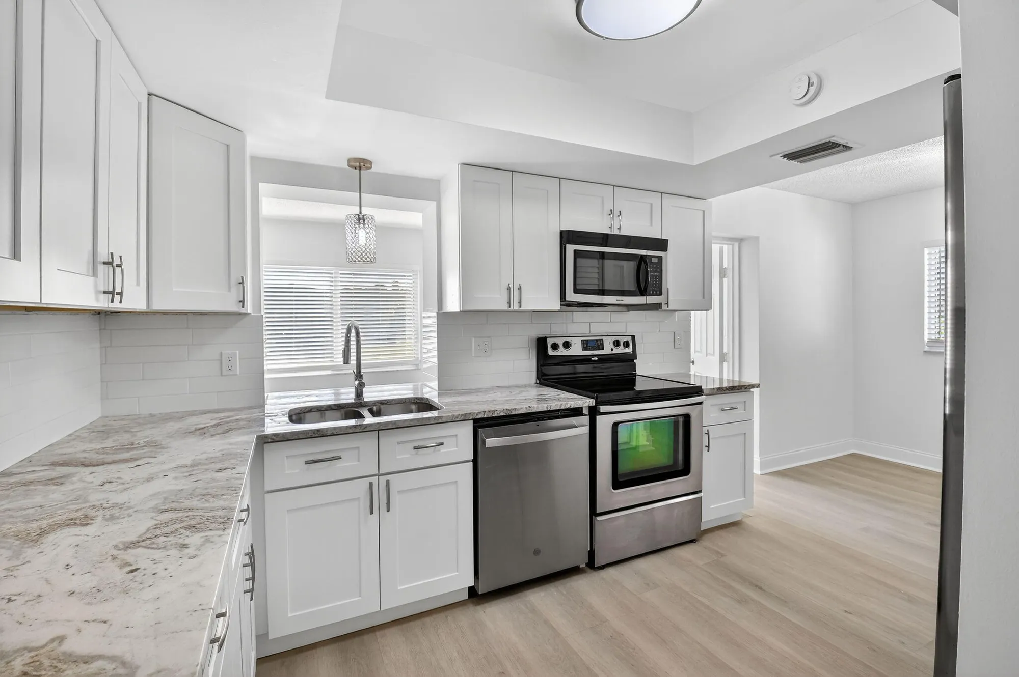 Property Slideshow image 12 of 29 | 14734 wood lodge ln, Delray Beach, FL, 33484