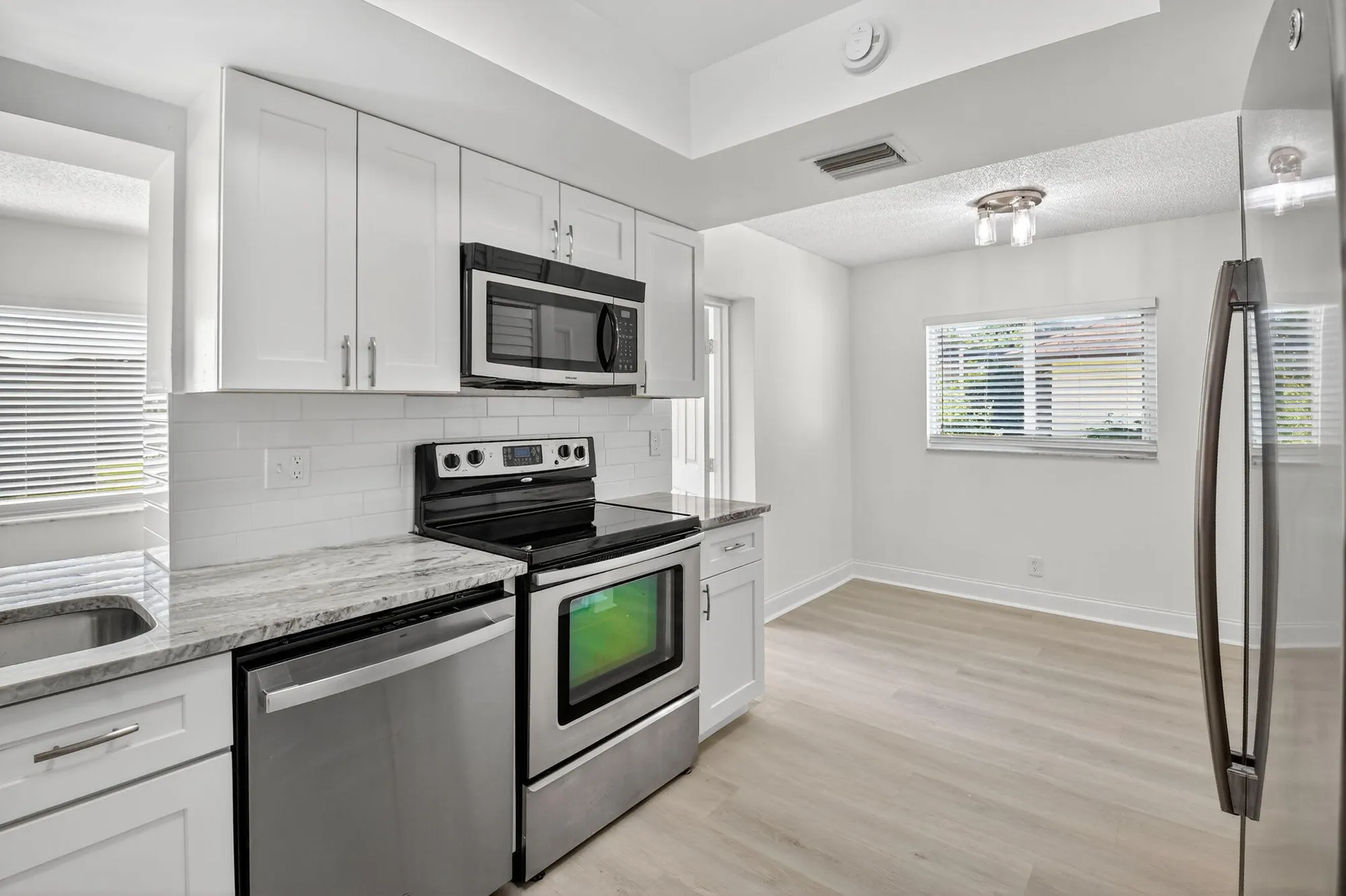 Property Slideshow image 13 of 29 | 14734 wood lodge ln, Delray Beach, FL, 33484