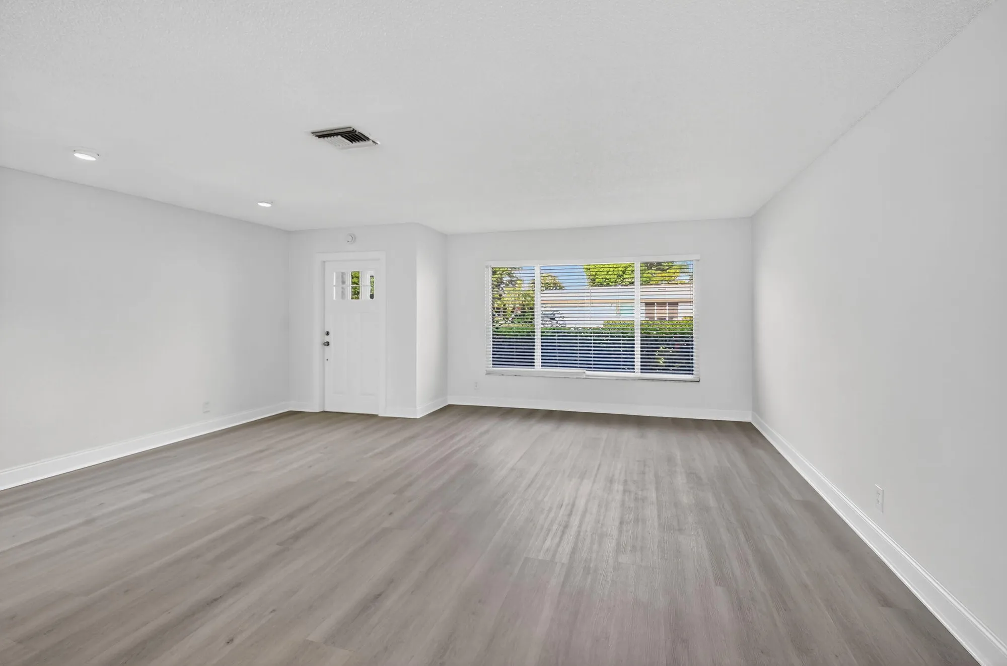 Property Slideshow image 7 of 29 | 14734 wood lodge ln, Delray Beach, FL, 33484