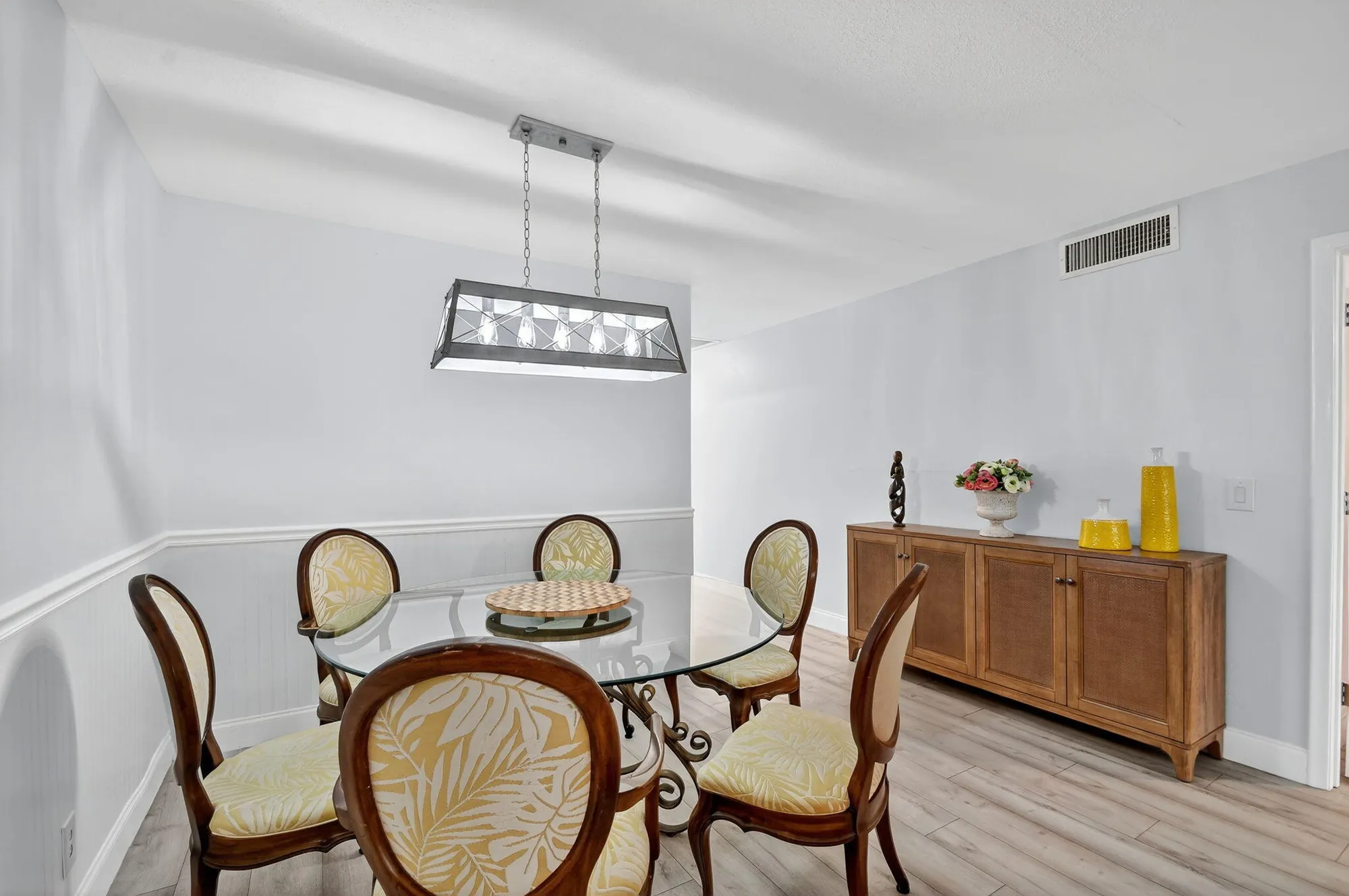 Property Slideshow image 10 of 23 | 2411 papaya dr 103, Delray Beach, FL, 33445