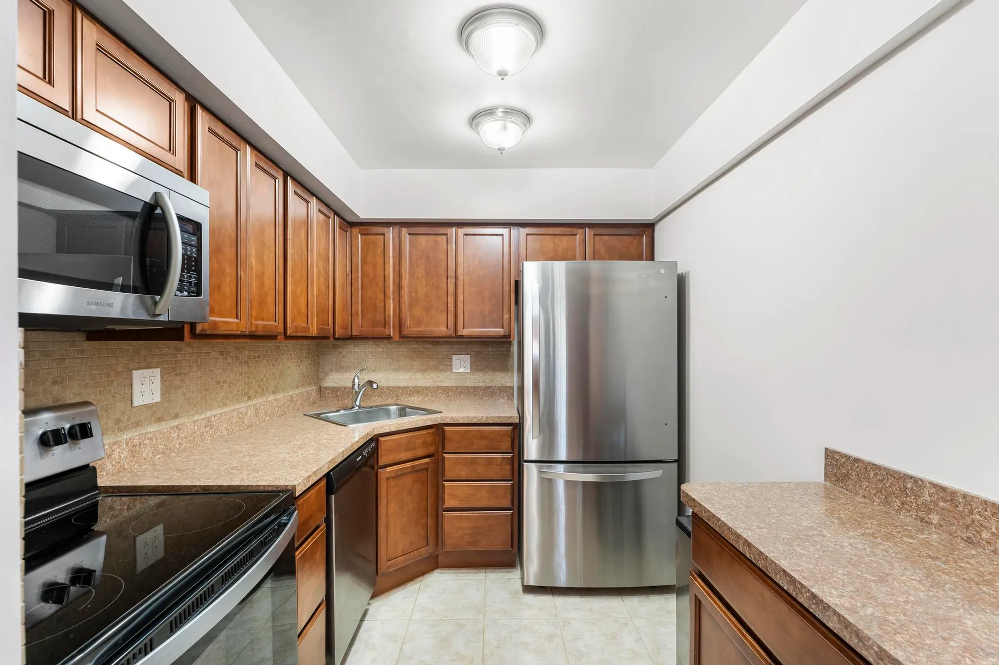 Property Slideshow image 11 of 41 | 2600 s kanner hwy y-11, Stuart, FL, 34994