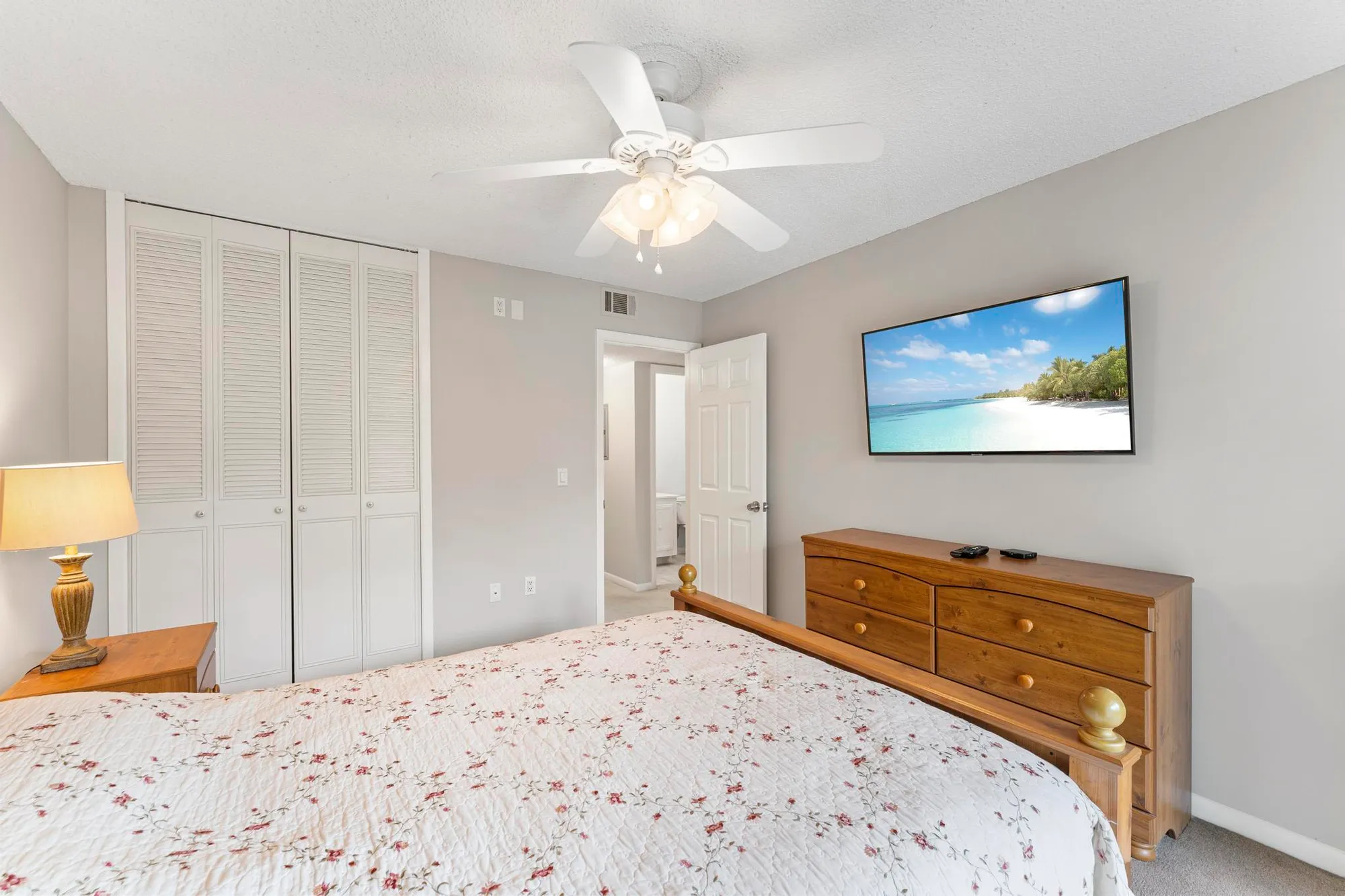 Property Slideshow image 18 of 41 | 2600 s kanner hwy y-11, Stuart, FL, 34994