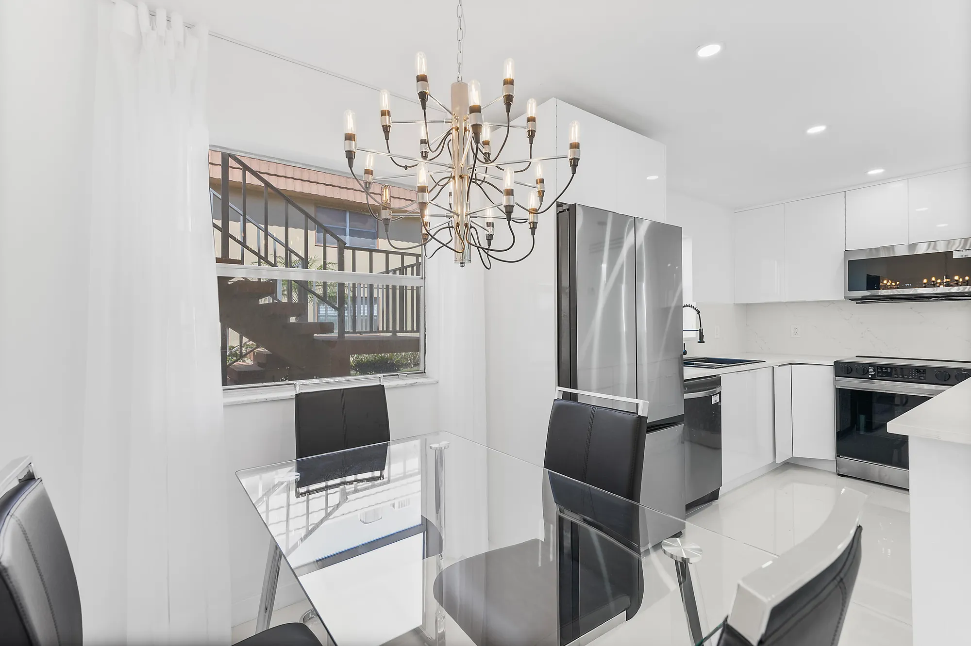 Property Slideshow image 11 of 31 | 200 saxony e unit e, Delray Beach, FL, 33446