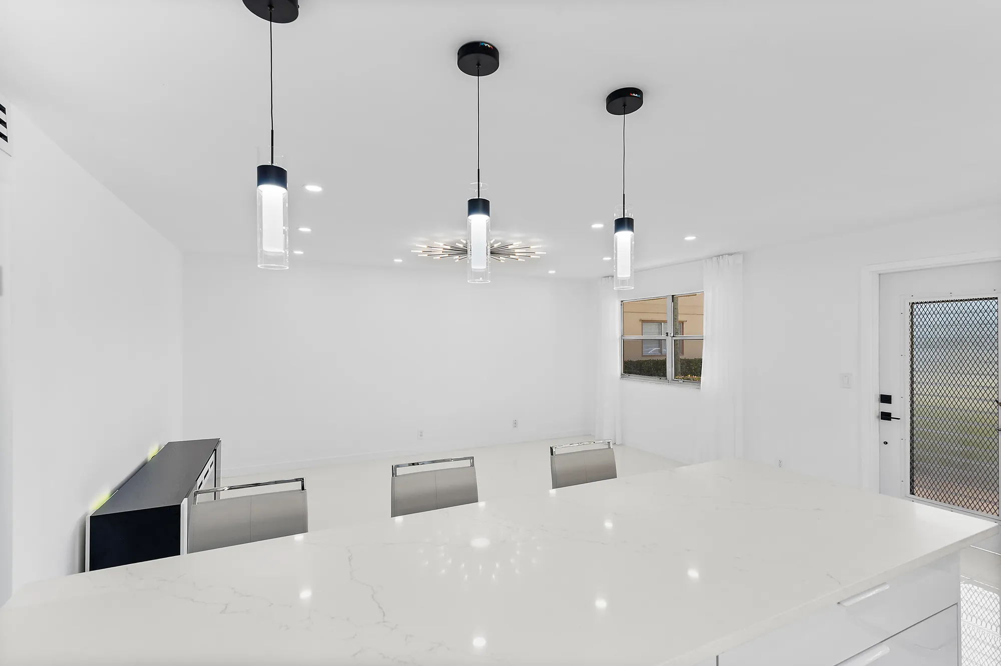 Property Slideshow image 15 of 31 | 200 saxony e unit e, Delray Beach, FL, 33446