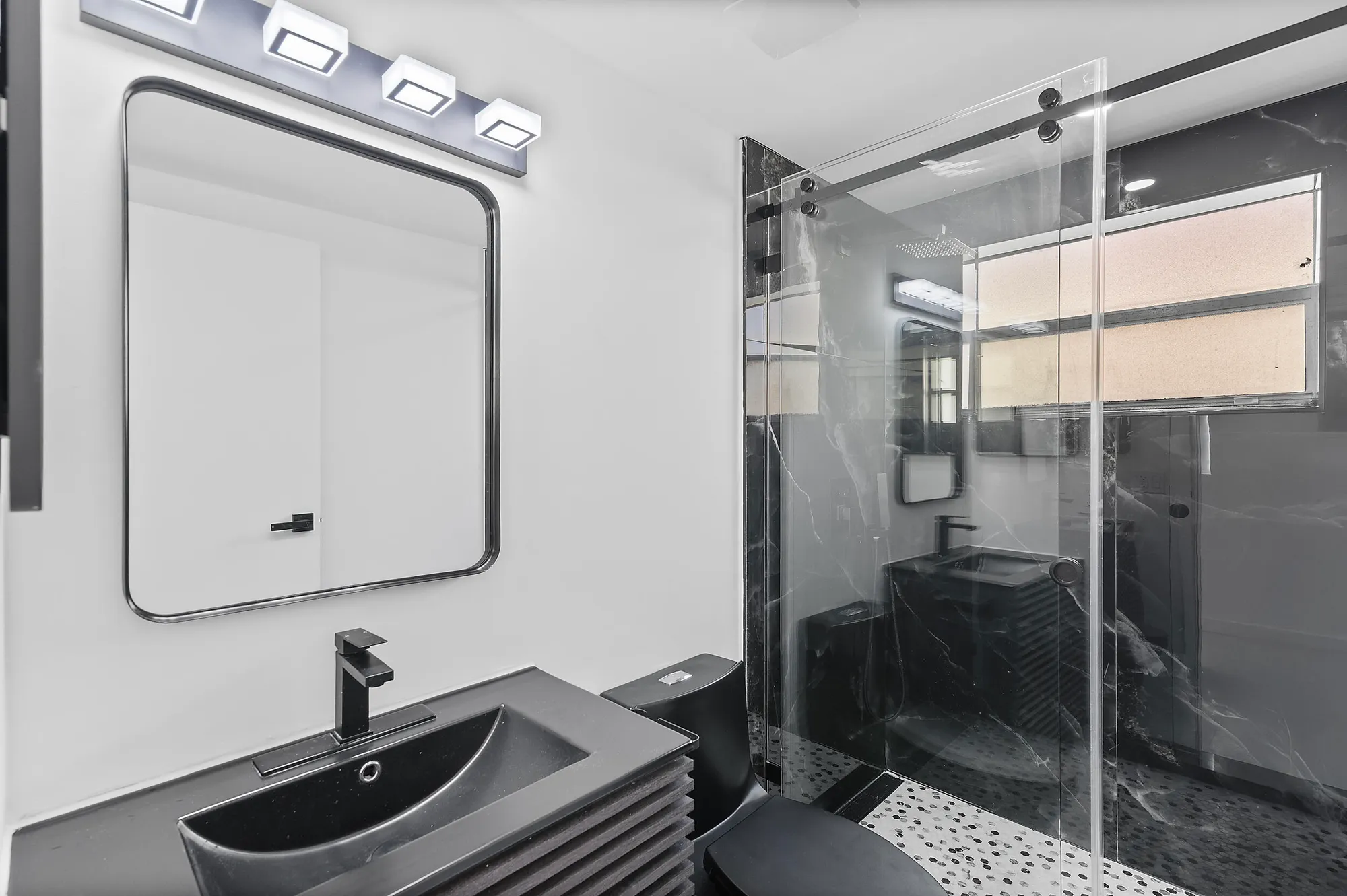 Property Slideshow image 19 of 31 | 200 saxony e unit e, Delray Beach, FL, 33446