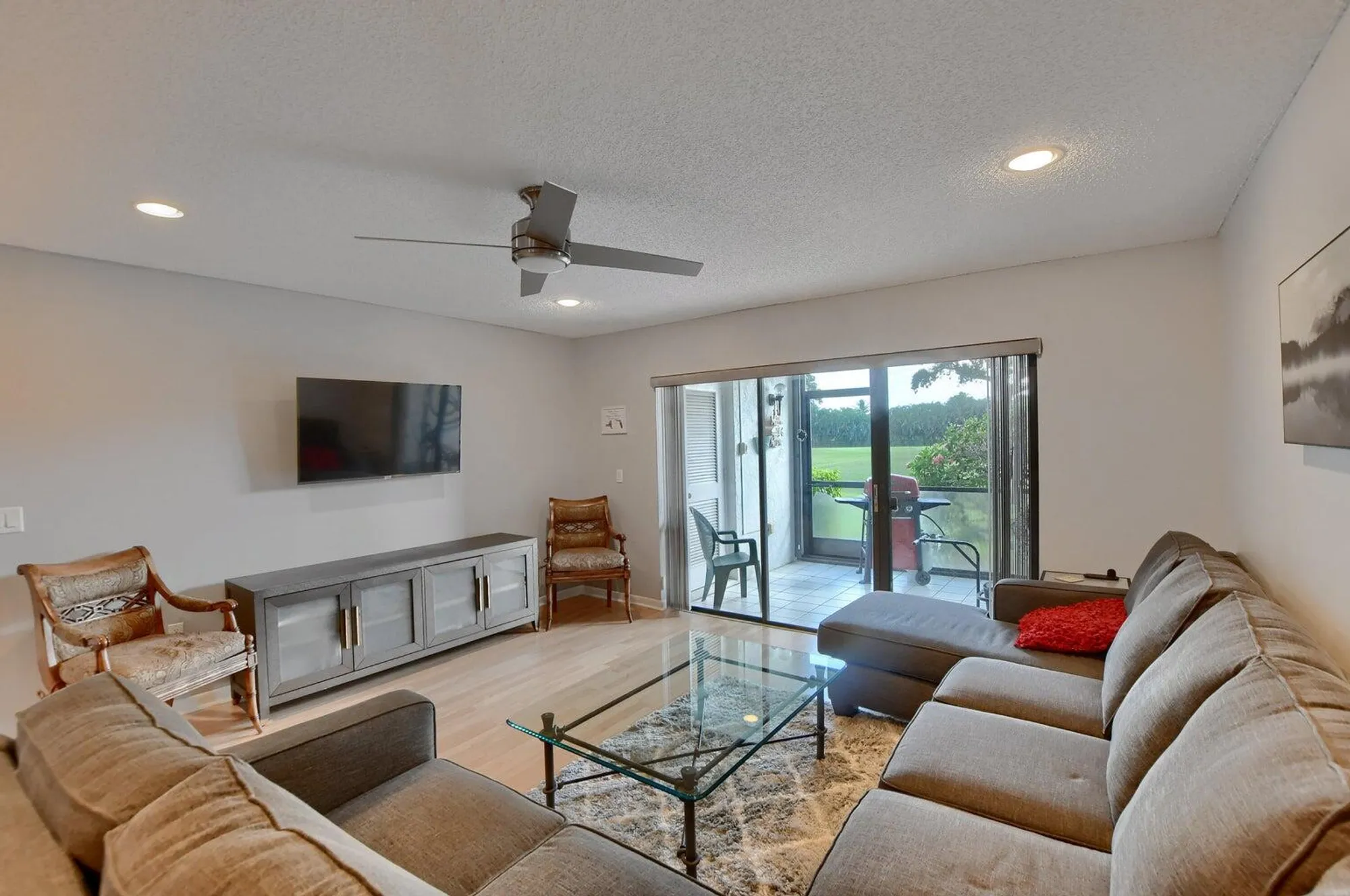 Property Slideshow image 8 of 39 | 14 southport ln c, Boynton Beach, FL, 33436