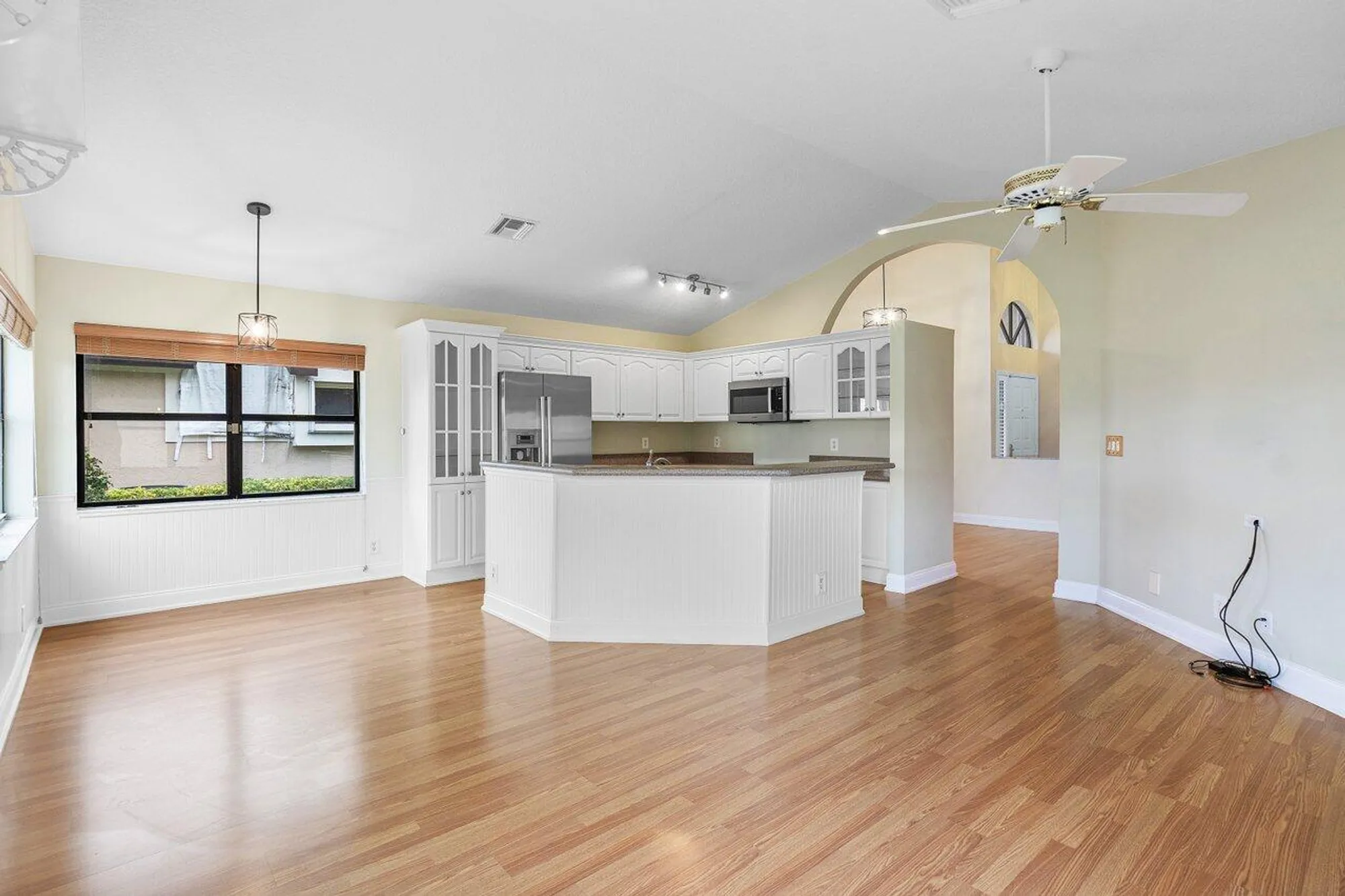Property Slideshow image 10 of 71 | 8207 cassia dr, Boynton Beach, FL, 33472
