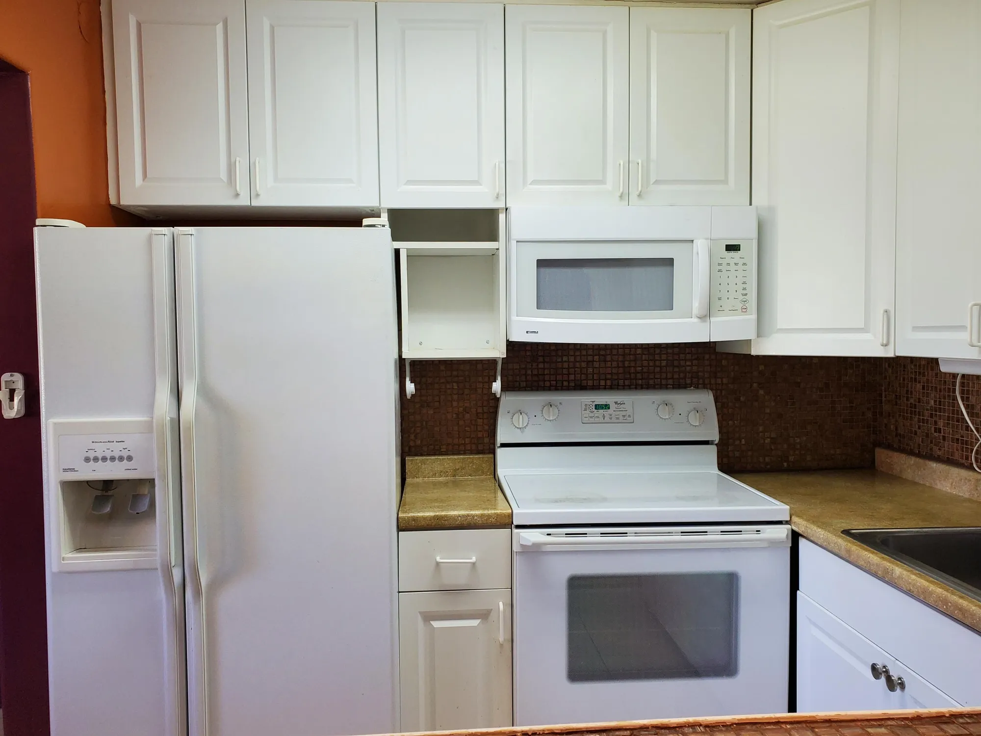 Property Slideshow image 8 of 28 | 3300 springdale blvd apt 318, Palm Springs, FL, 33461