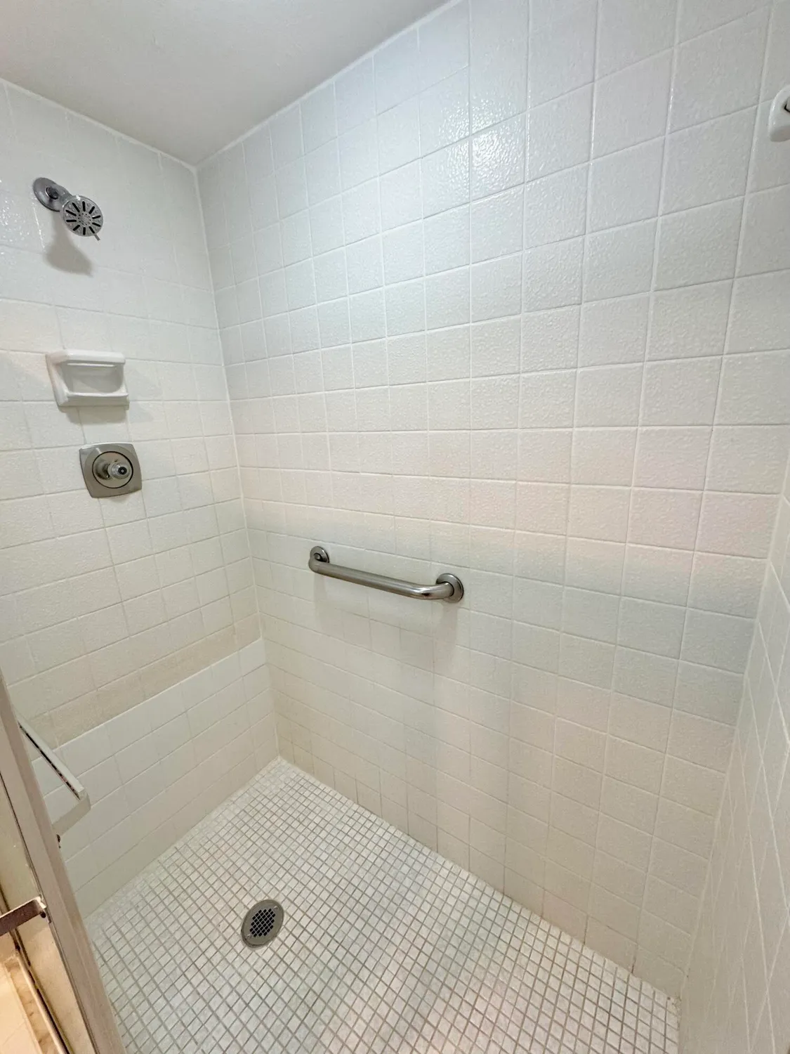 Property Slideshow image 6 of 22 | 4401 martinique ct g2, Coconut Creek, FL, 33066