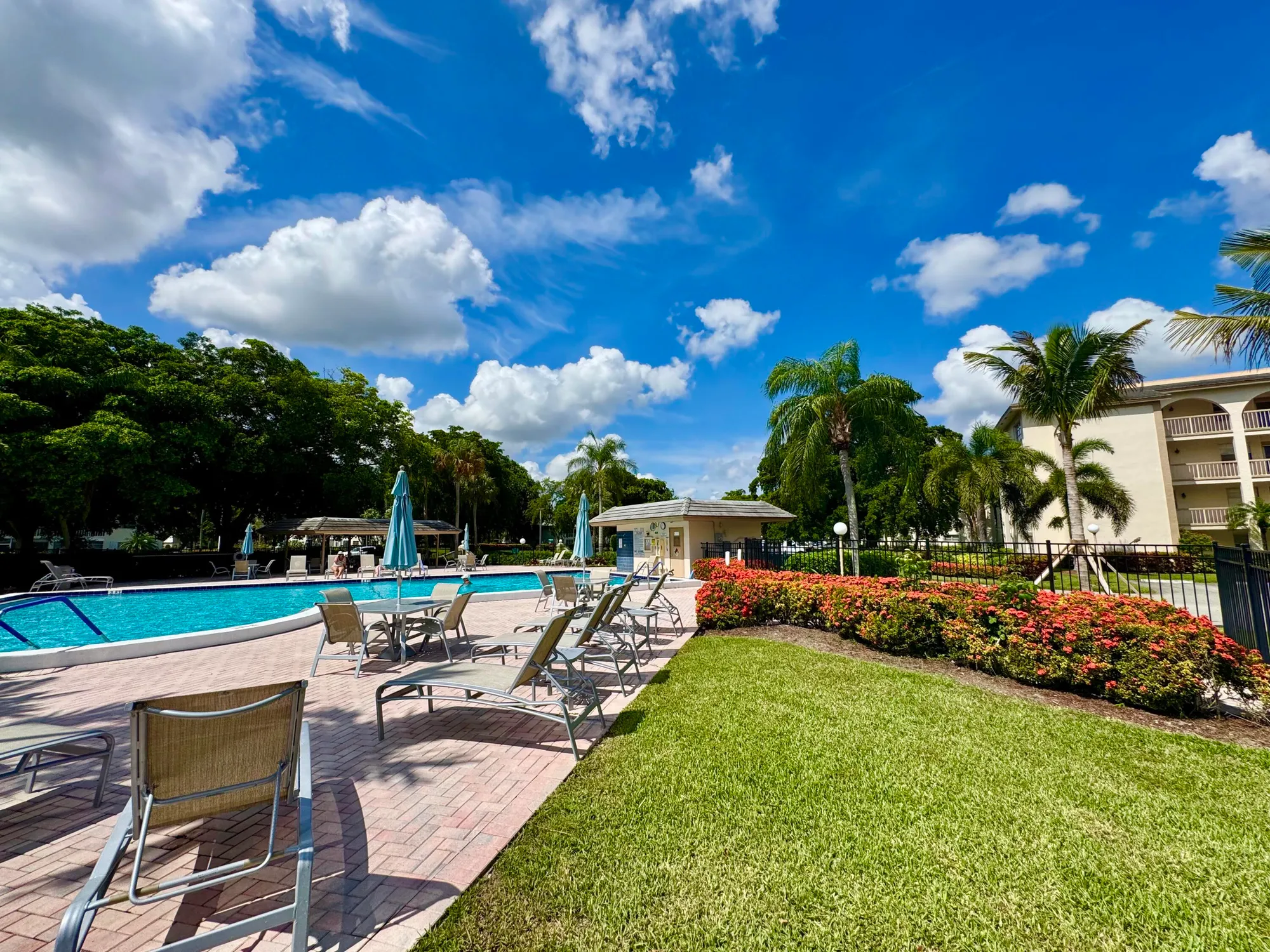 Property Slideshow image 13 of 22 | 4401 martinique ct g2, Coconut Creek, FL, 33066