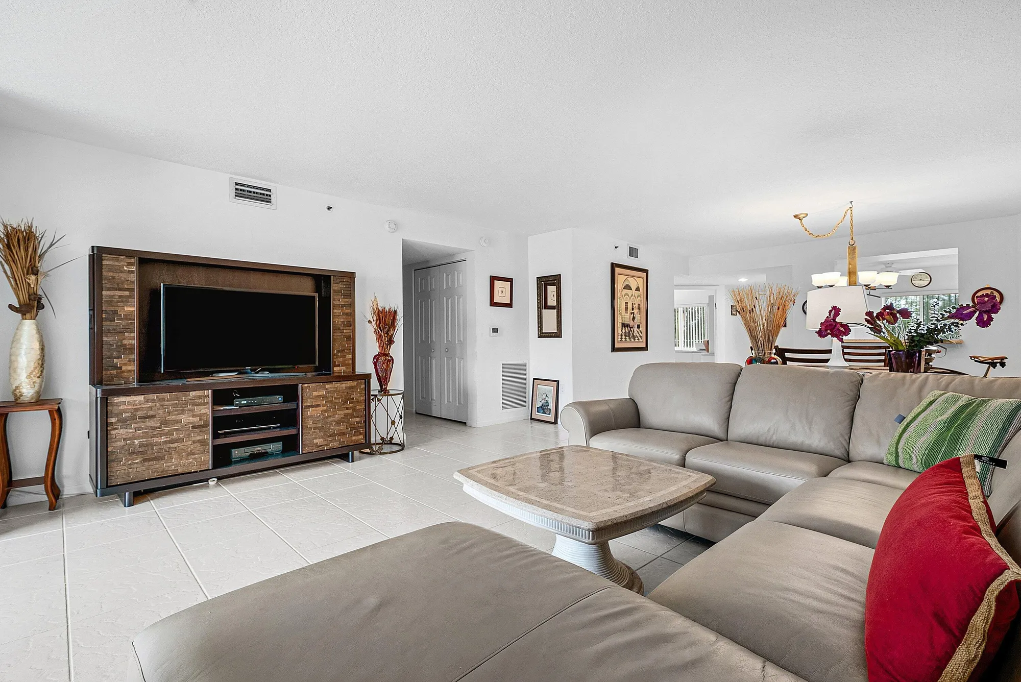 Property Slideshow image 15 of 33 | 12560 majesty cir apt 303, Boynton Beach, FL, 33437
