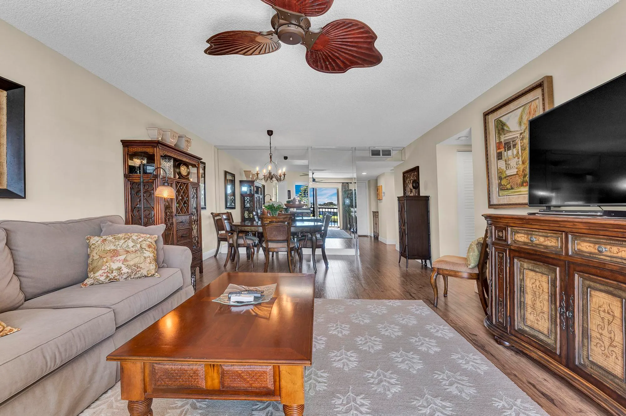 Property Slideshow image 13 of 75 | 6936 huntington ln apt 303, Delray Beach, FL, 33446