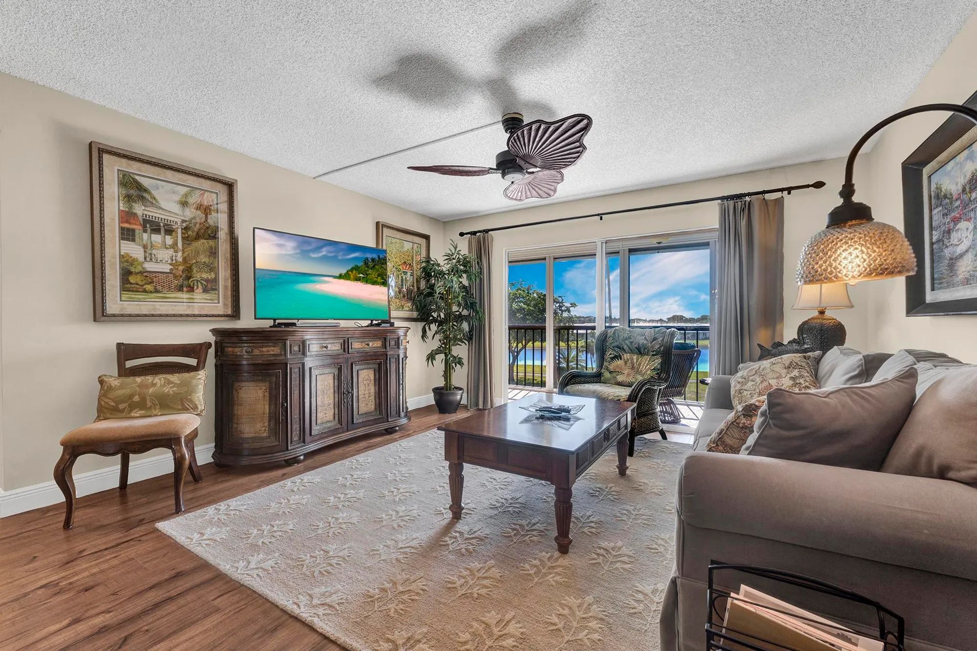 Property Slideshow image 17 of 75 | 6936 huntington ln apt 303, Delray Beach, FL, 33446