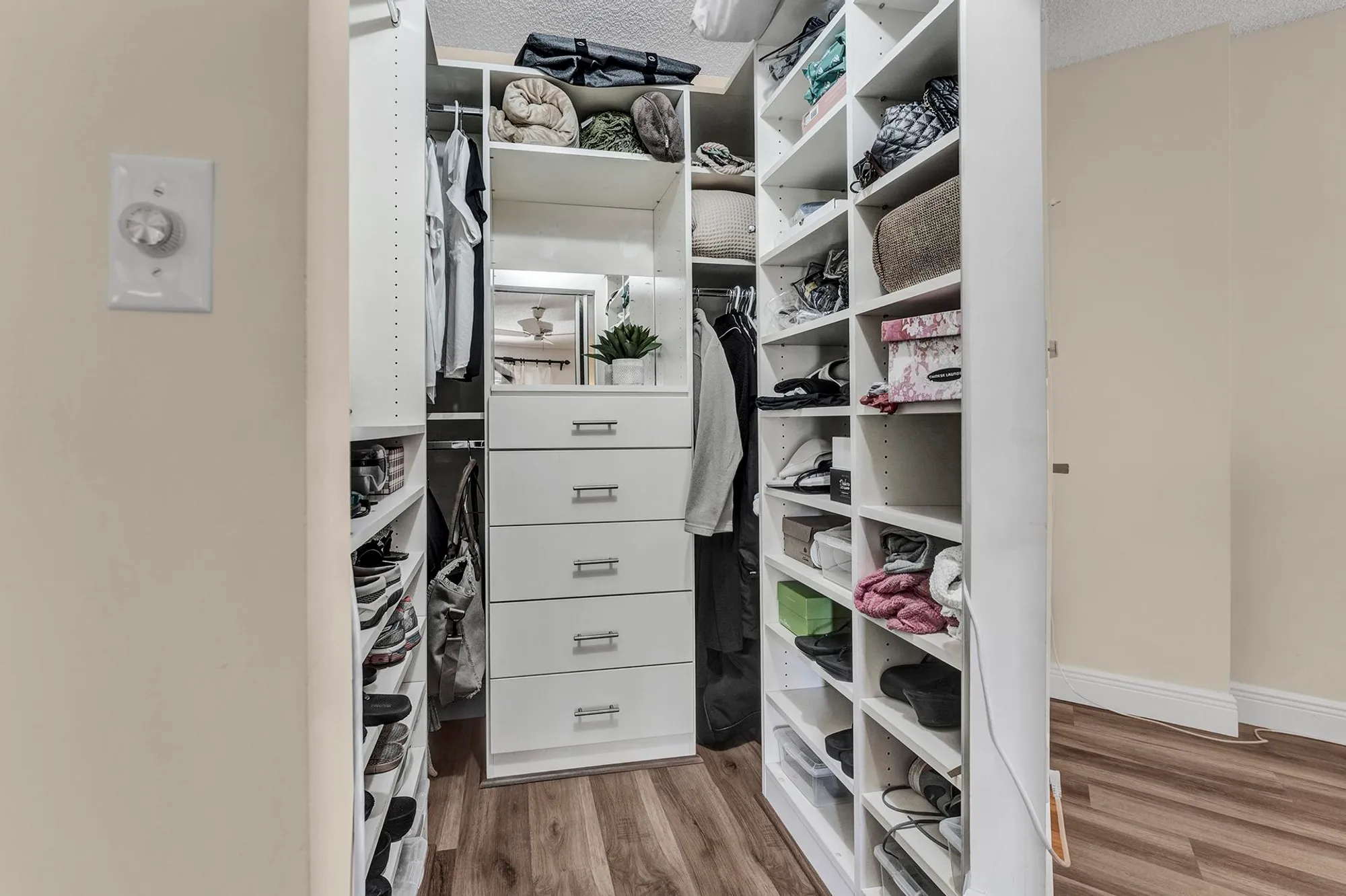 Property Slideshow image 21 of 75 | 6936 huntington ln apt 303, Delray Beach, FL, 33446