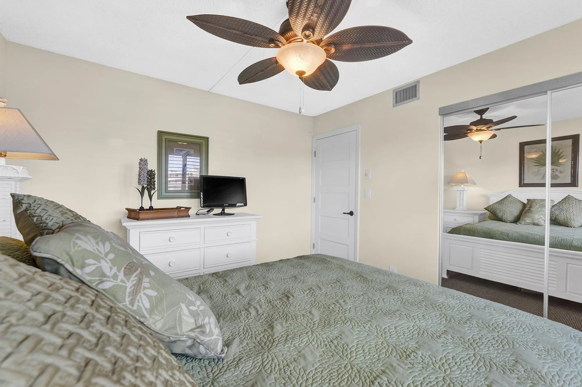 Property Slideshow image 27 of 75 | 6936 huntington ln apt 303, Delray Beach, FL, 33446