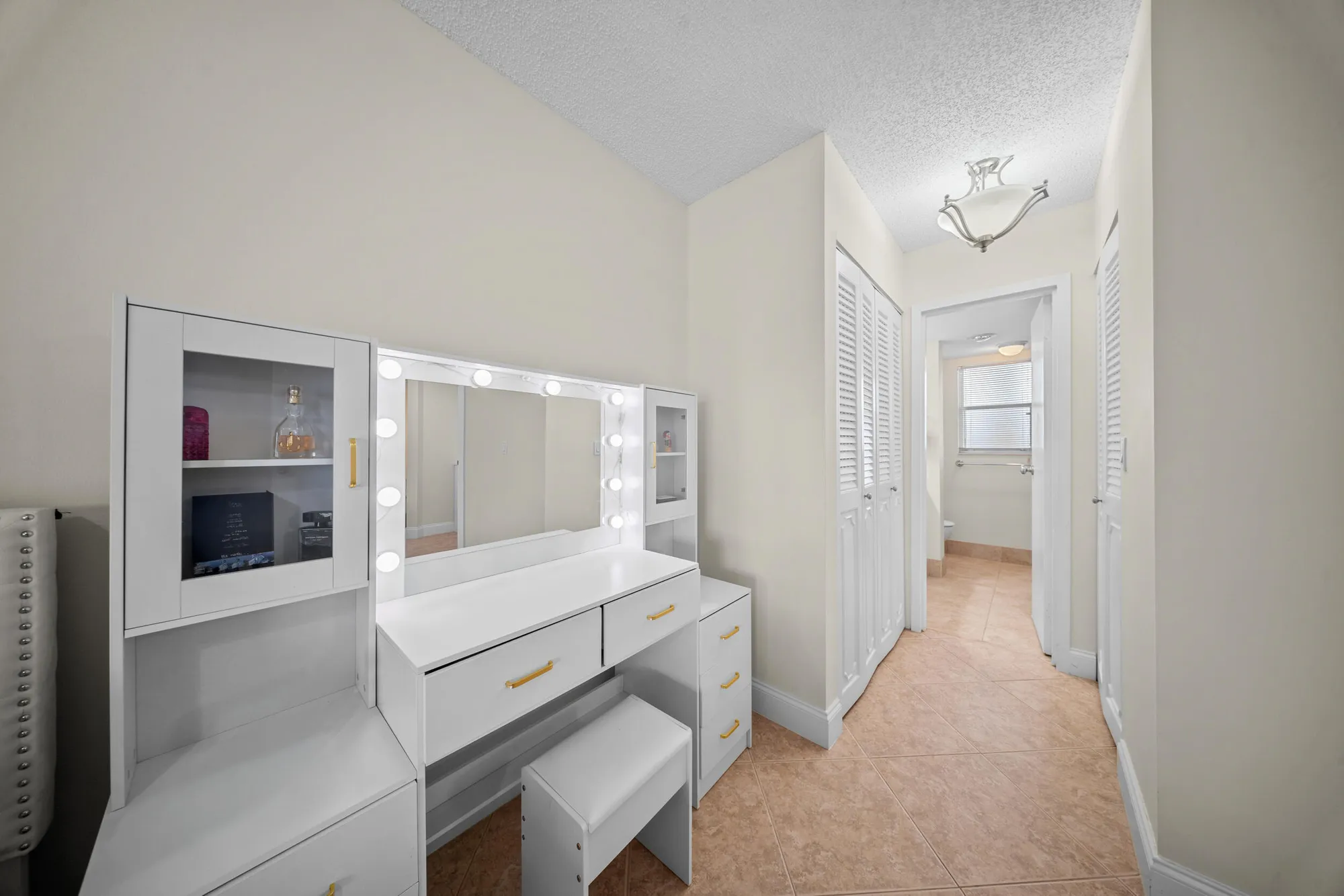 Property Slideshow image 15 of 39 | 3959 via poinciana apt 203, Lake Worth, FL, 33467